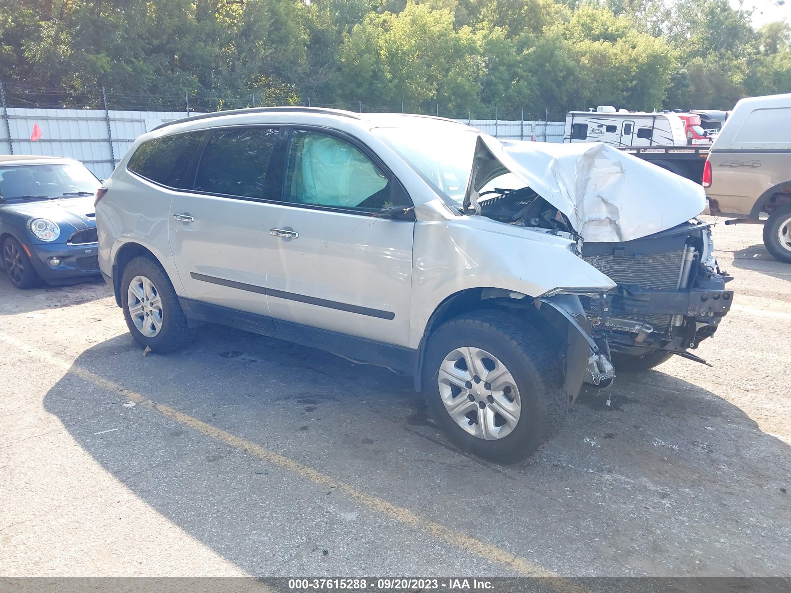 chevrolet traverse 2016 1gnkrfed9gj100266