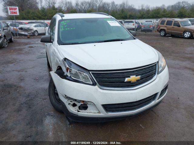 chevrolet traverse 2017 1gnkrfkd8hj313165