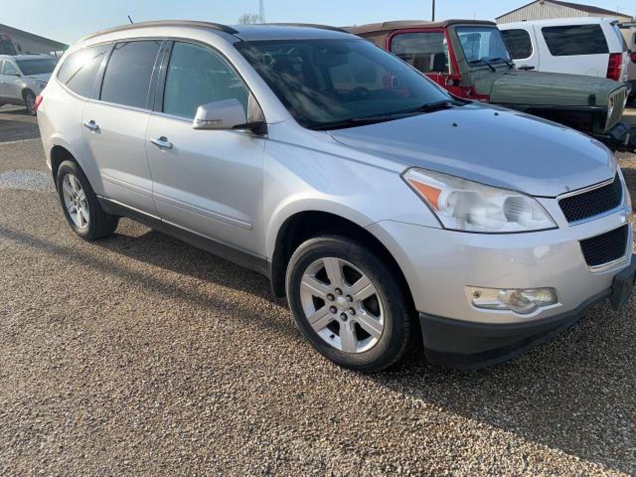 chevrolet traverse 2012 1gnkrged0cj227665