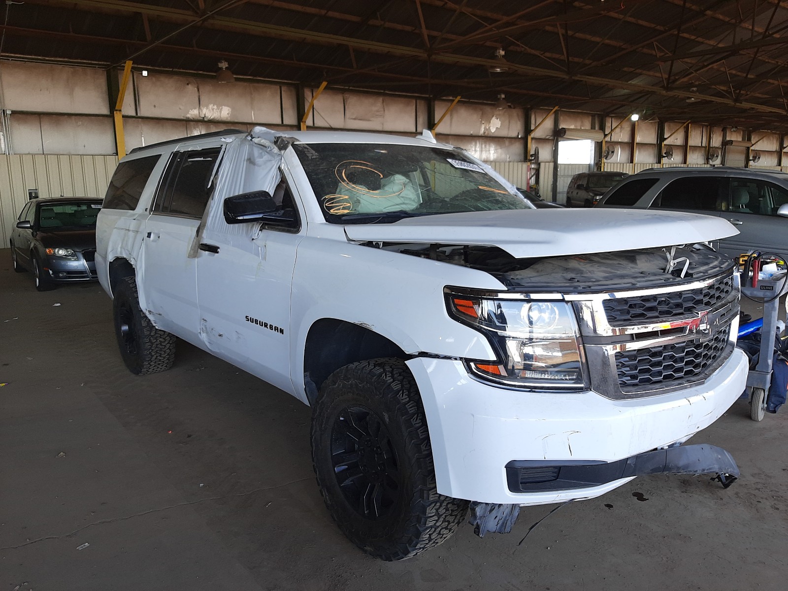 chevrolet suburban 2018 1gnschkc2jr206057