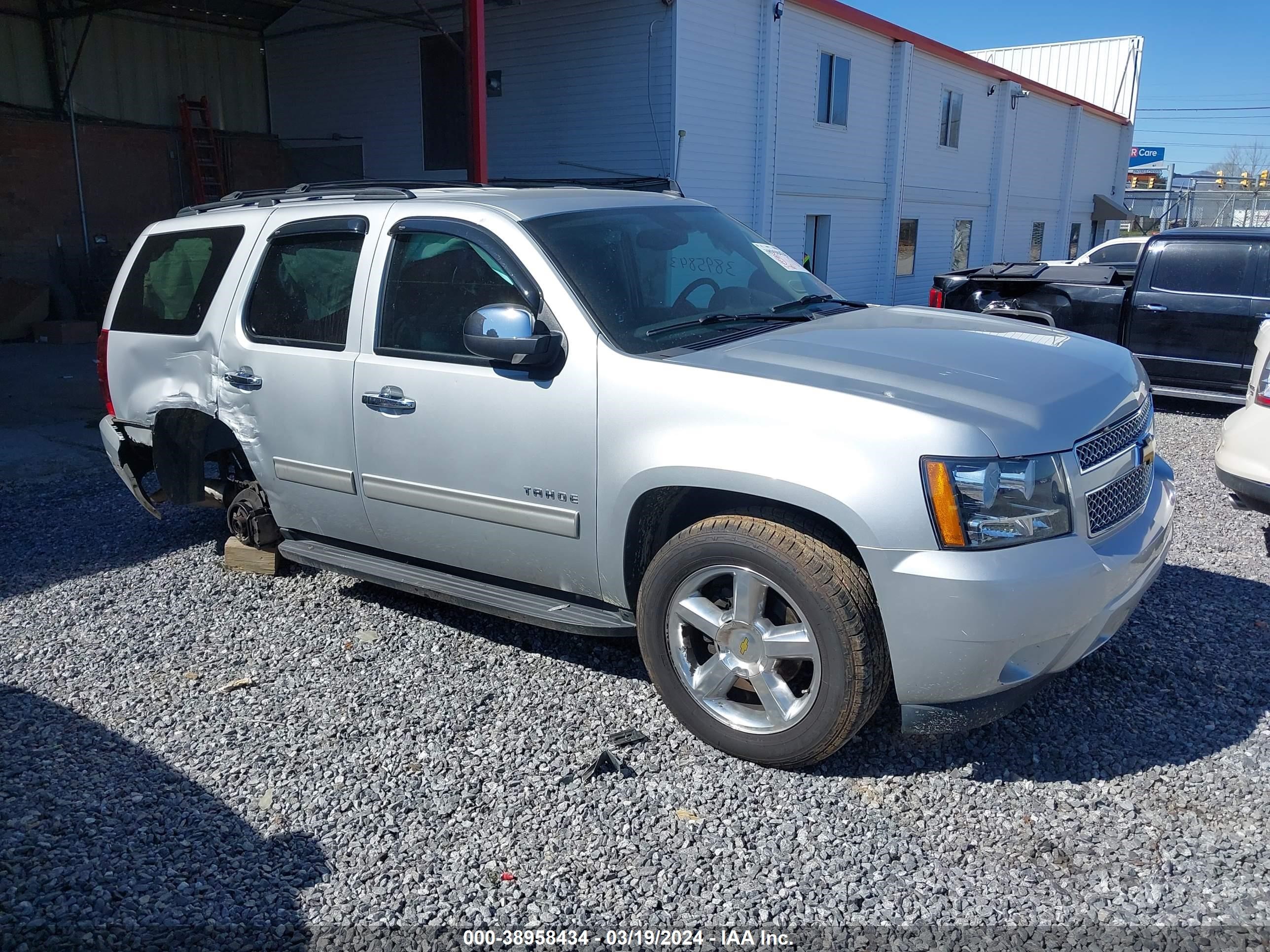 chevrolet tahoe 2013 1gnskae05dr192655