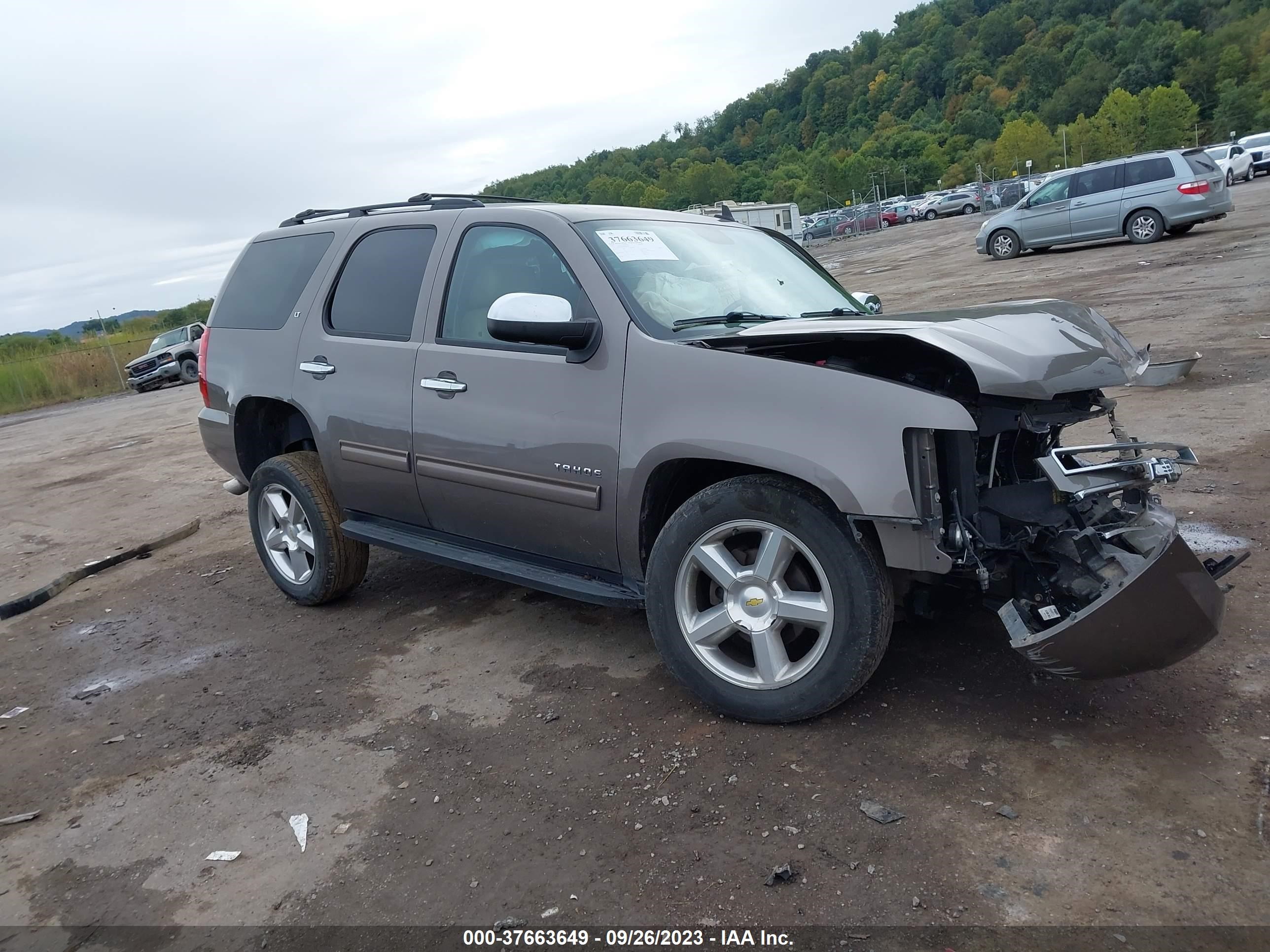 chevrolet tahoe 2011 1gnskbe01br362884