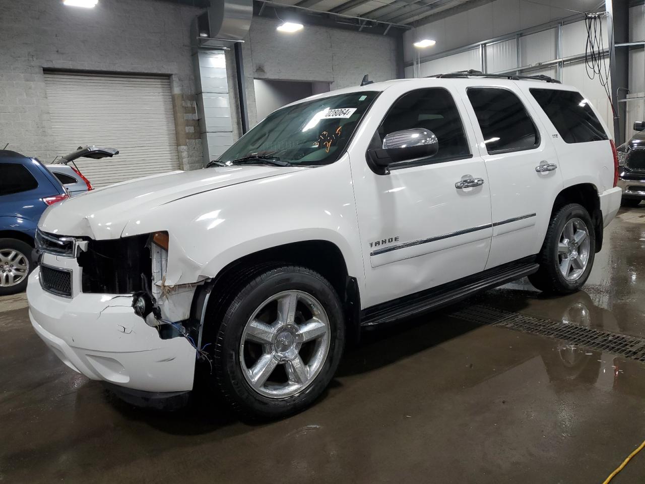 chevrolet tahoe 2011 1gnskce07br262360