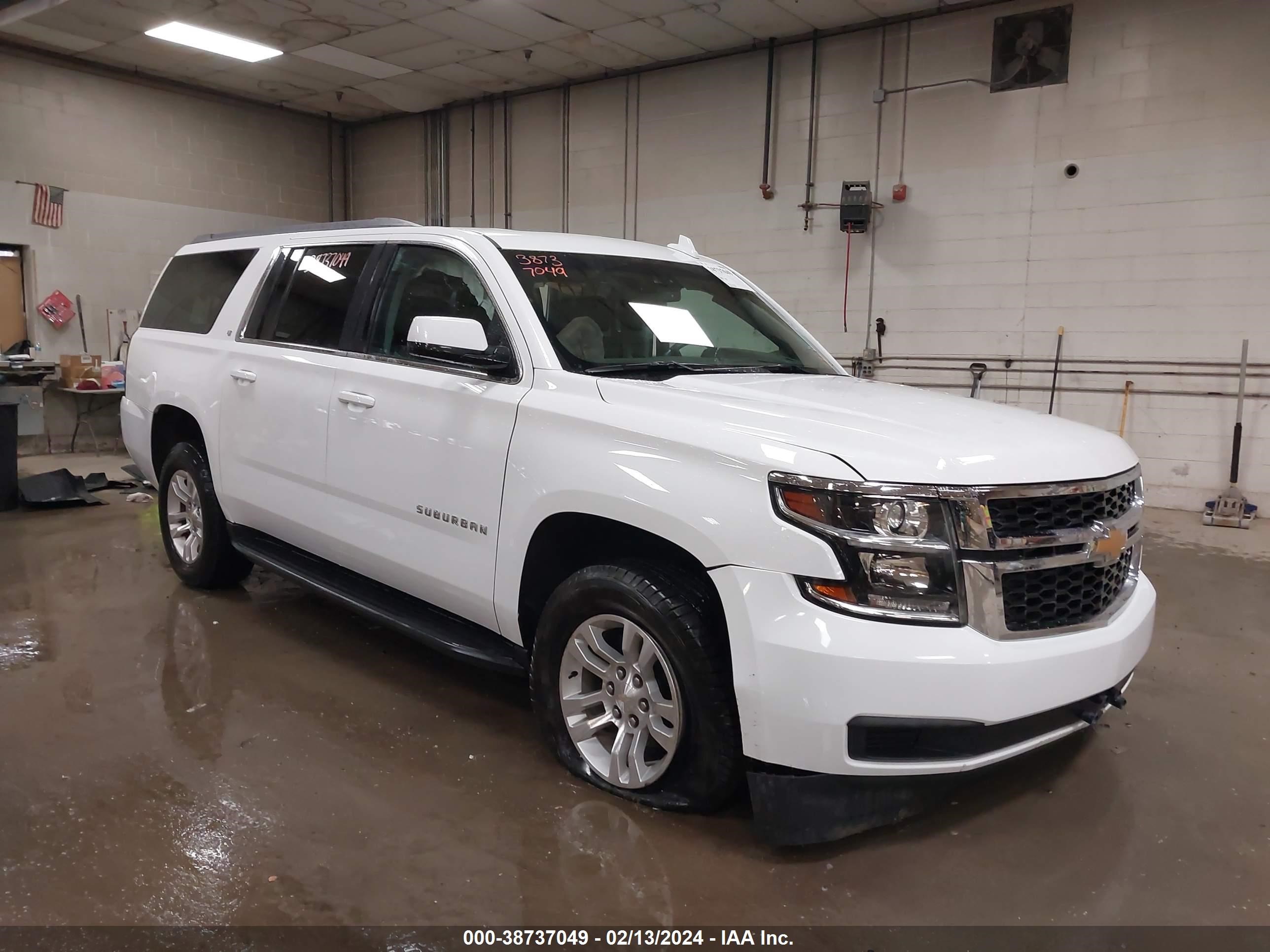 chevrolet suburban 2020 1gnskhkc3lr155139