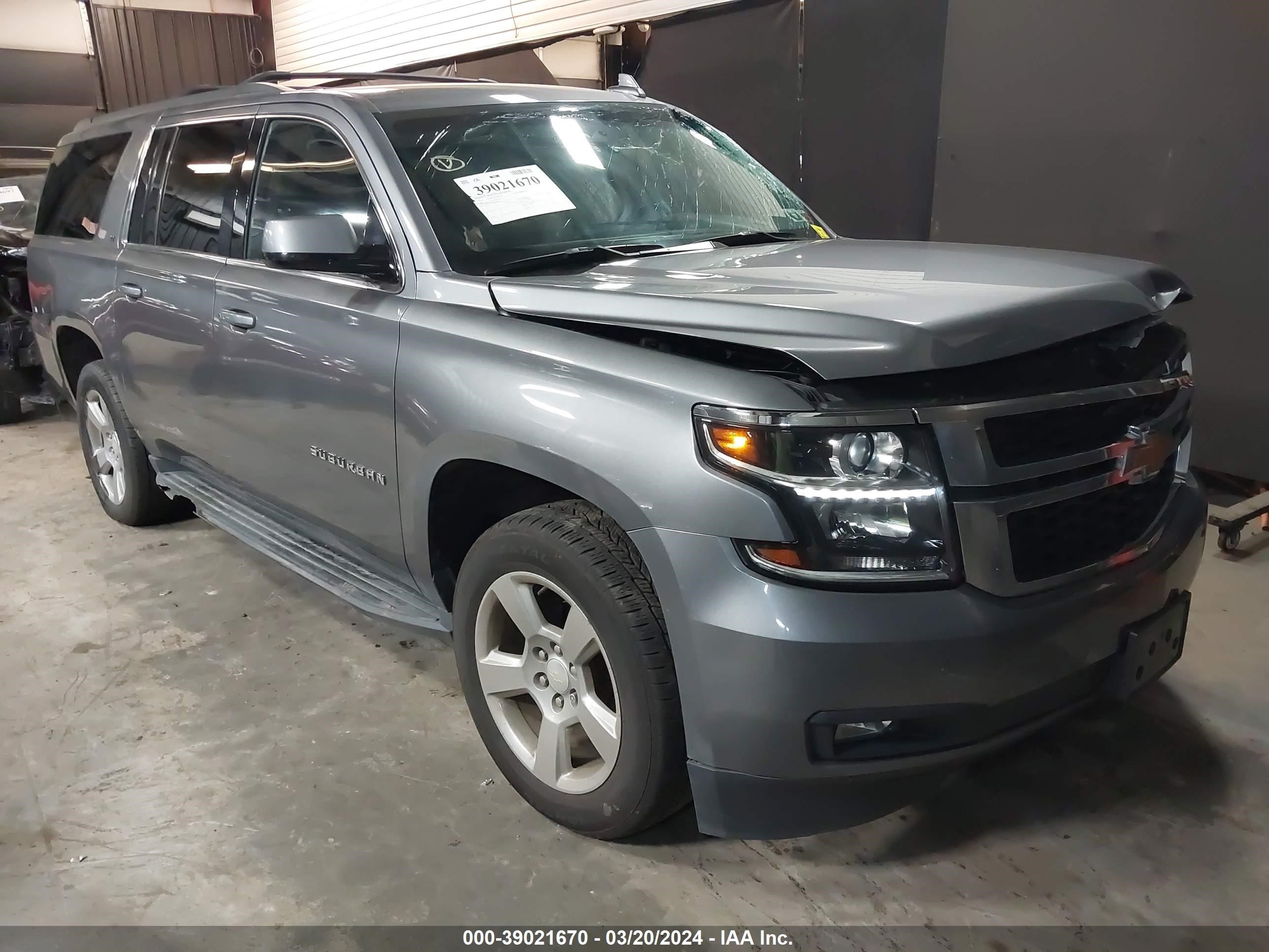 chevrolet suburban 2018 1gnskhkc9jr320141