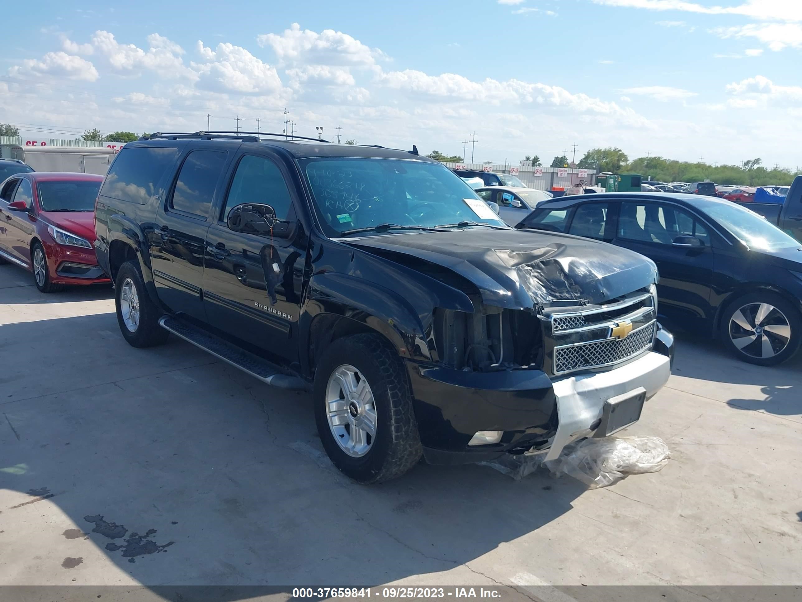 chevrolet suburban 2013 1gnskje71dr365746