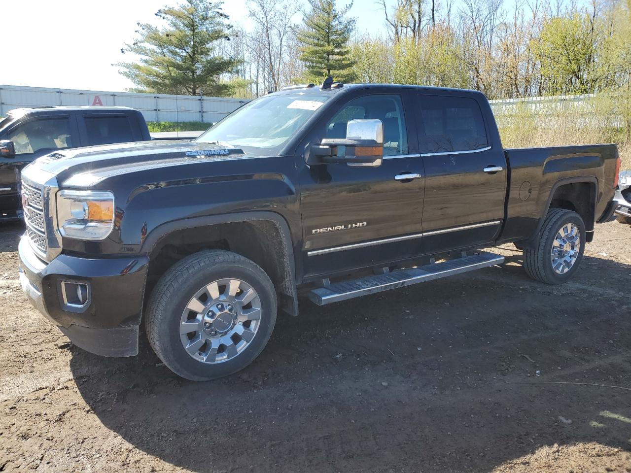 gmc sierra 2018 1gt12uey2jf195537