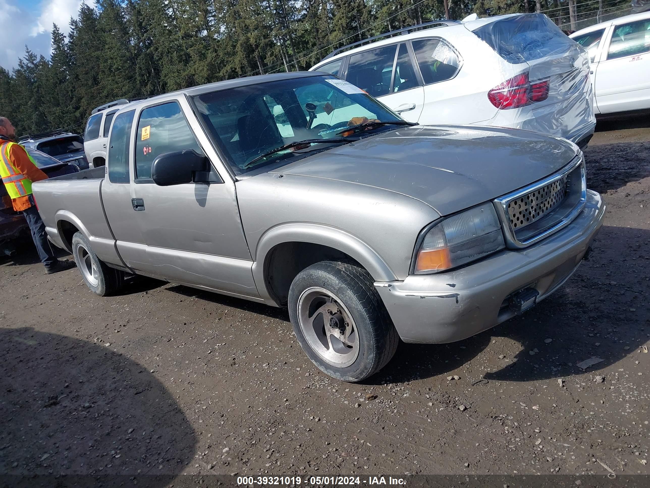 gmc sonoma 2003 1gtcs19h338169019