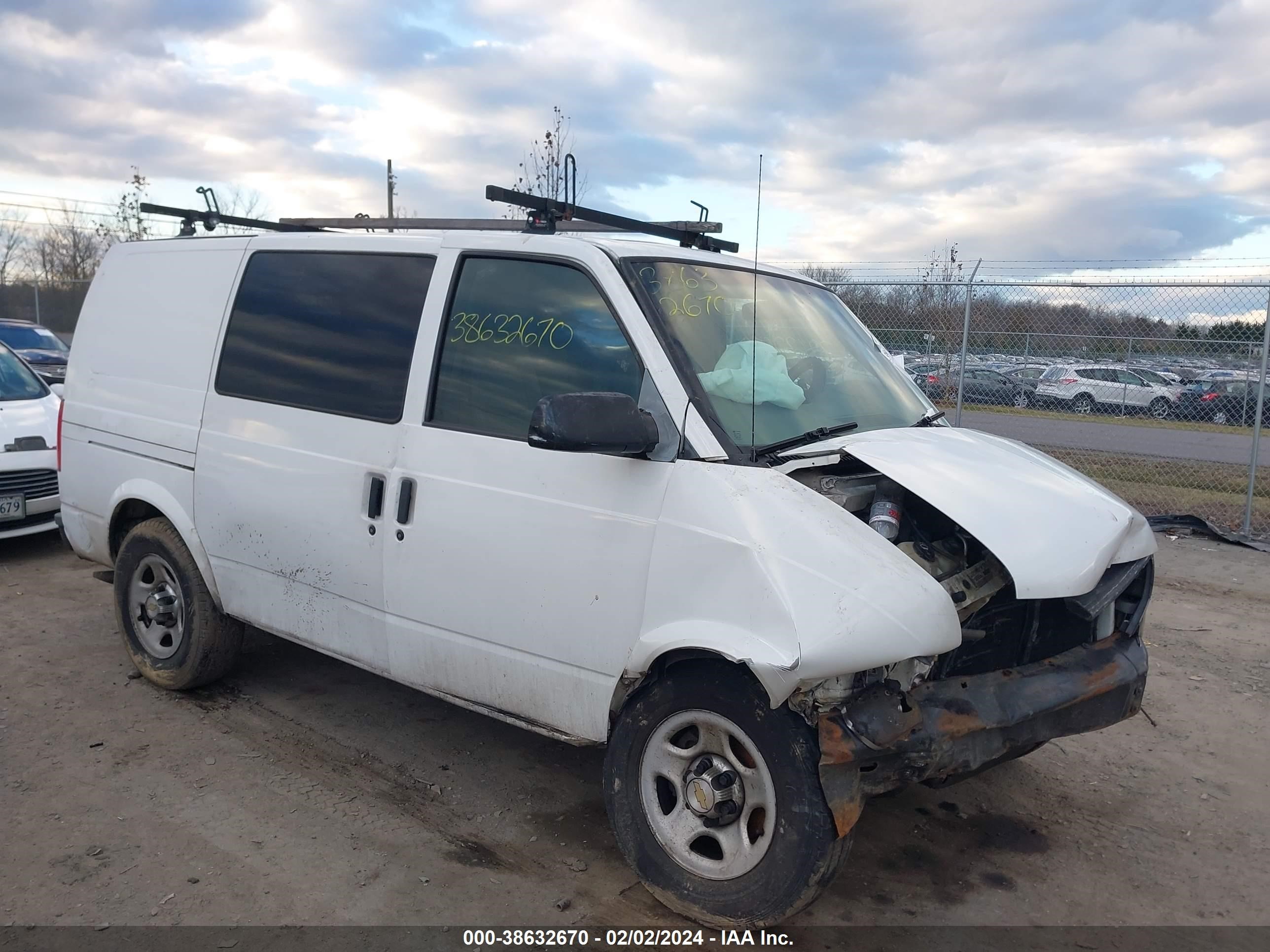 gmc safari 2003 1gtdl19x53b502283