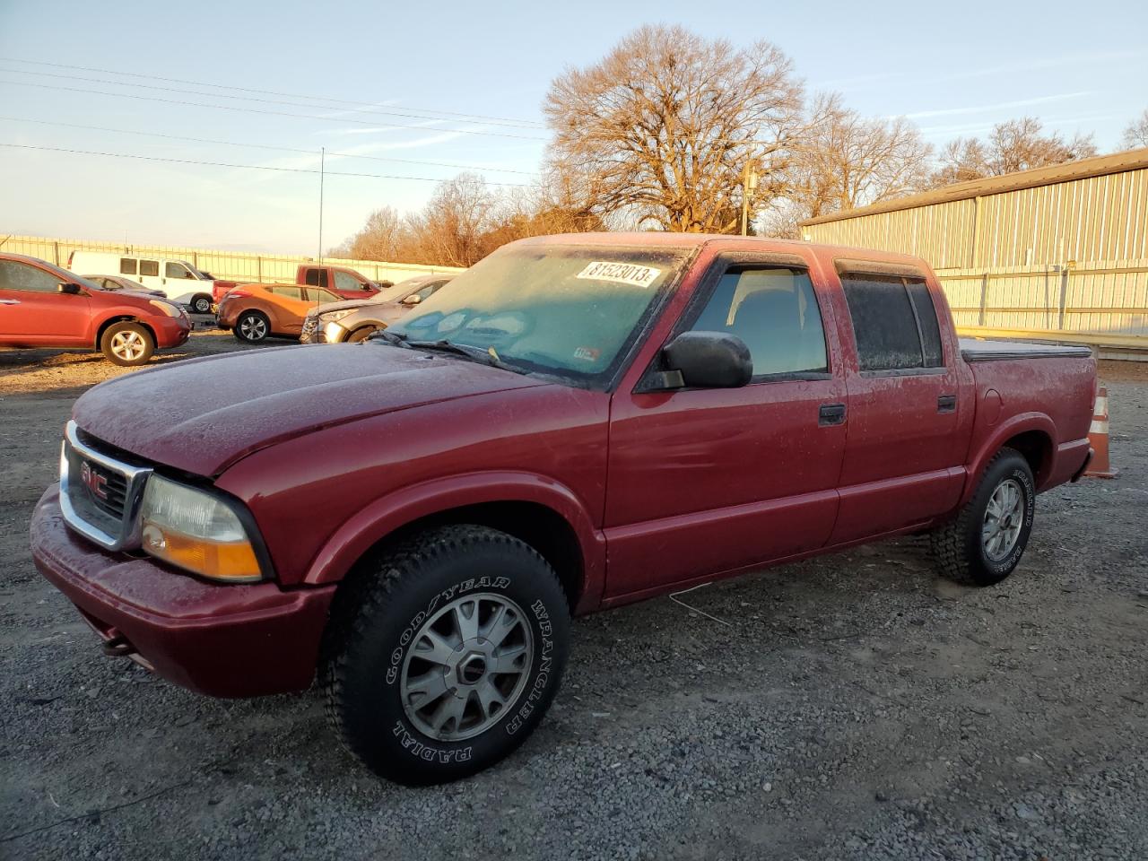 gmc sonoma 2002 1gtdt13w82k229080