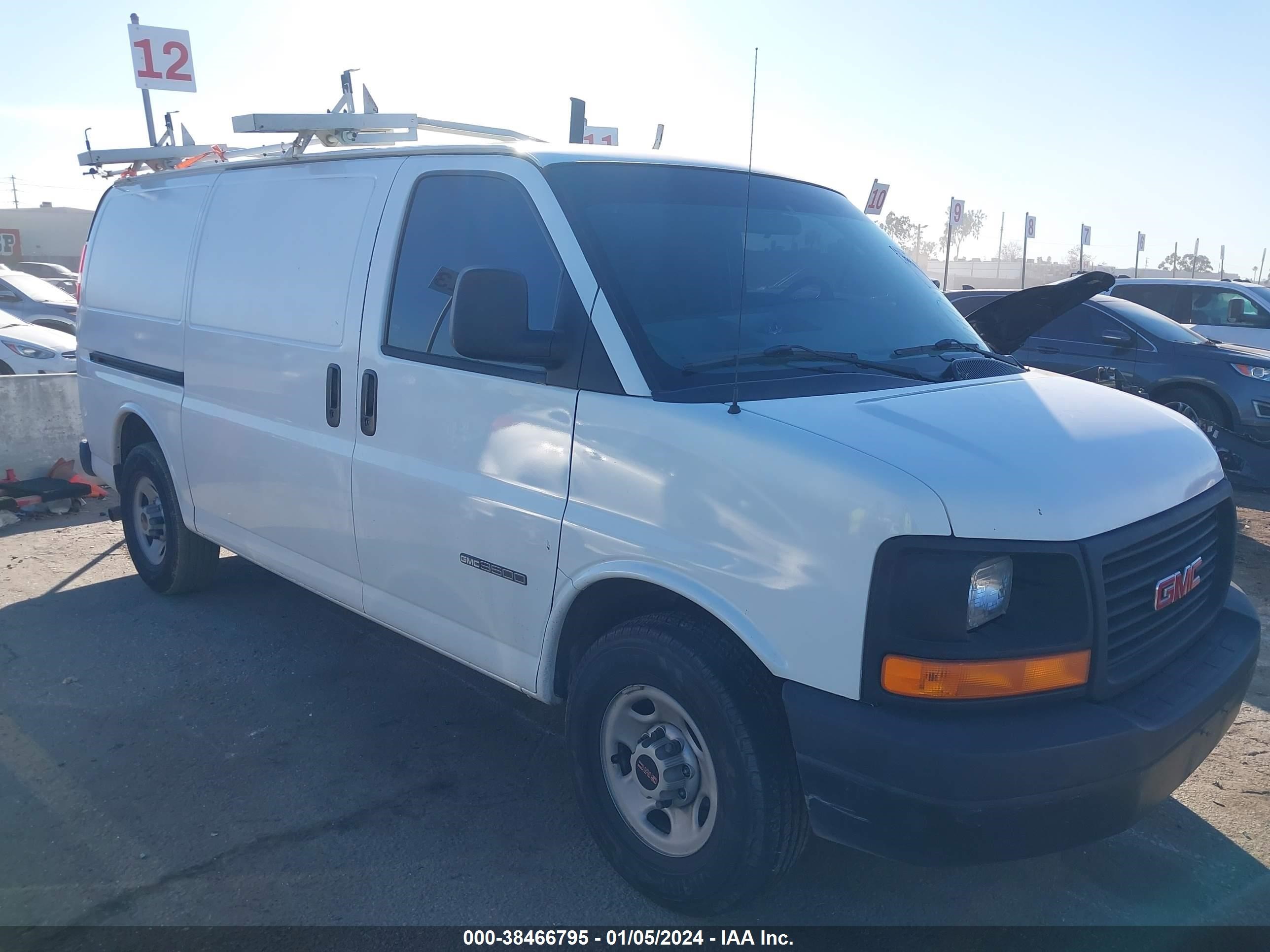 gmc savana 2003 1gthg35u131175254