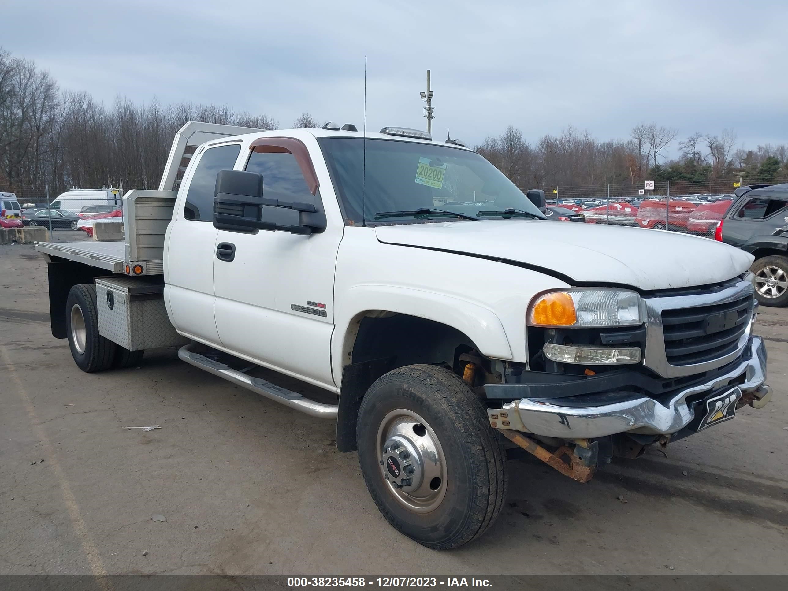 gmc  2004 1gtjk39254e358319