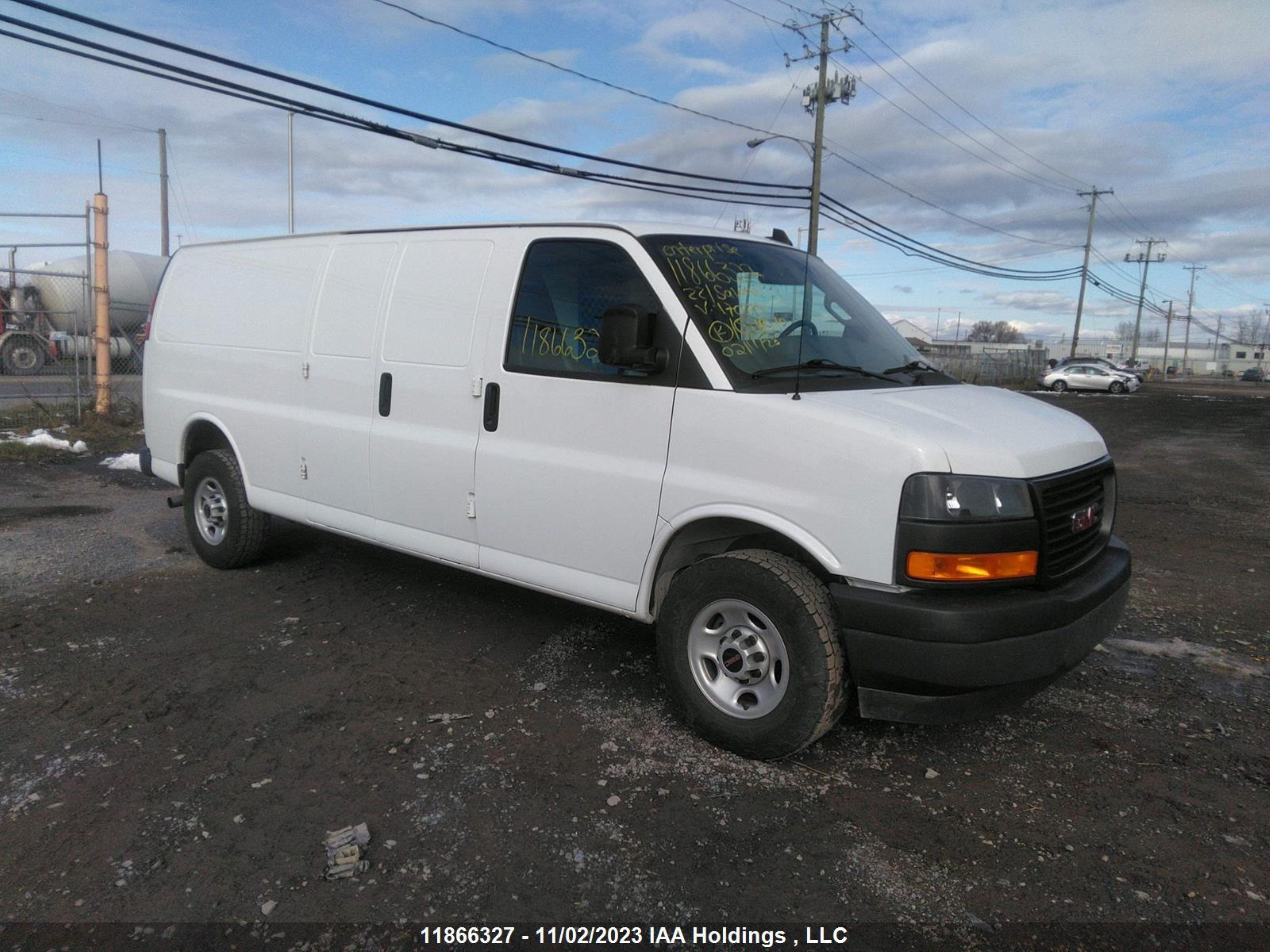 gmc savana 2022 1gtw7bfp0n1170219