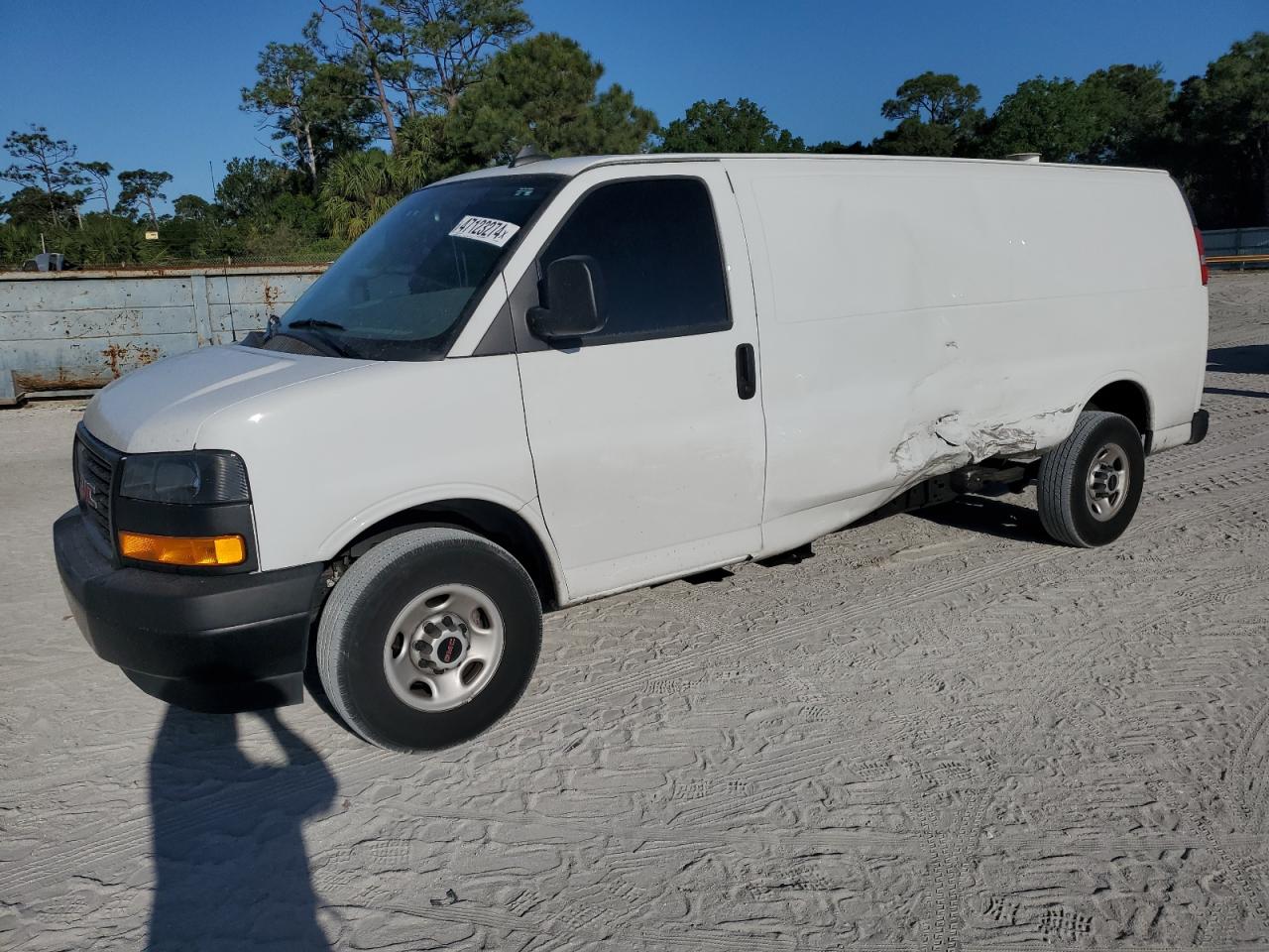 gmc savana 2023 1gtw7bfp2p1107898