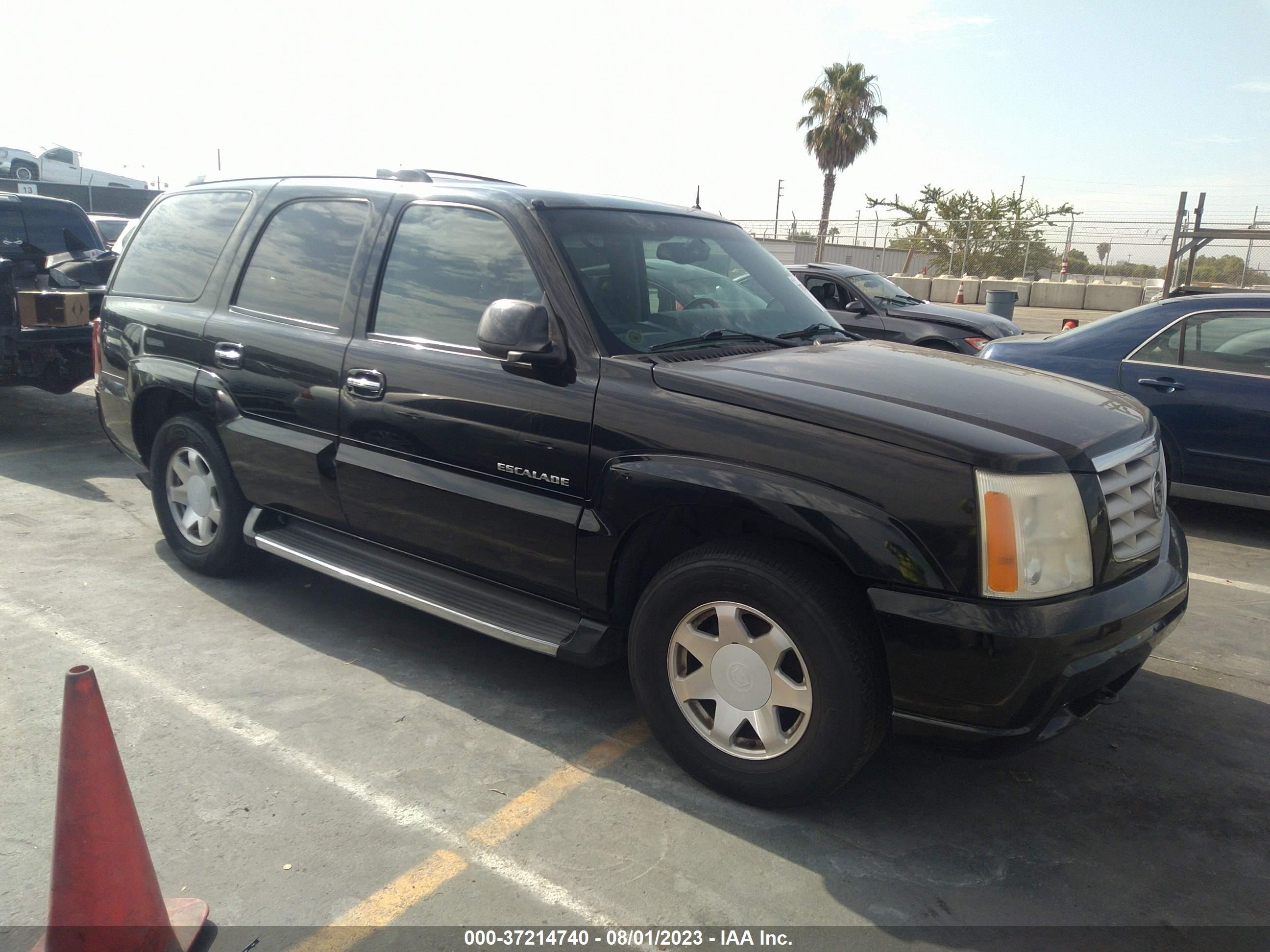 cadillac escalade 2002 1gyec63t52r220572