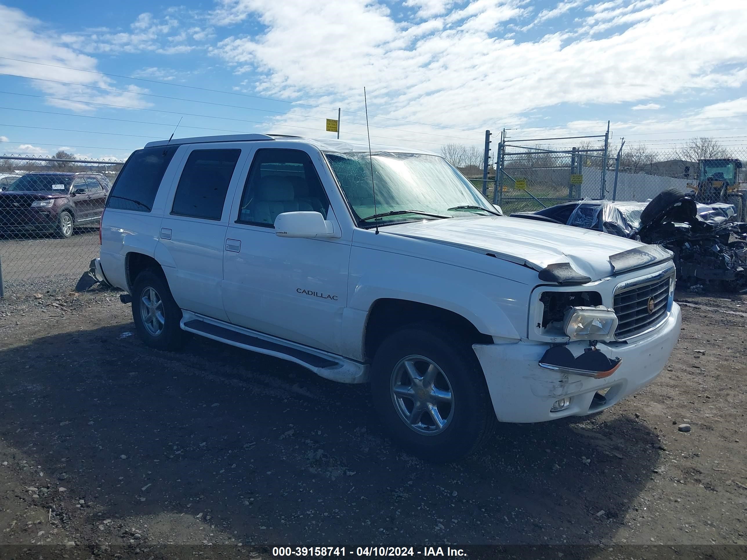 cadillac escalade 1999 1gyek13r0xr415674