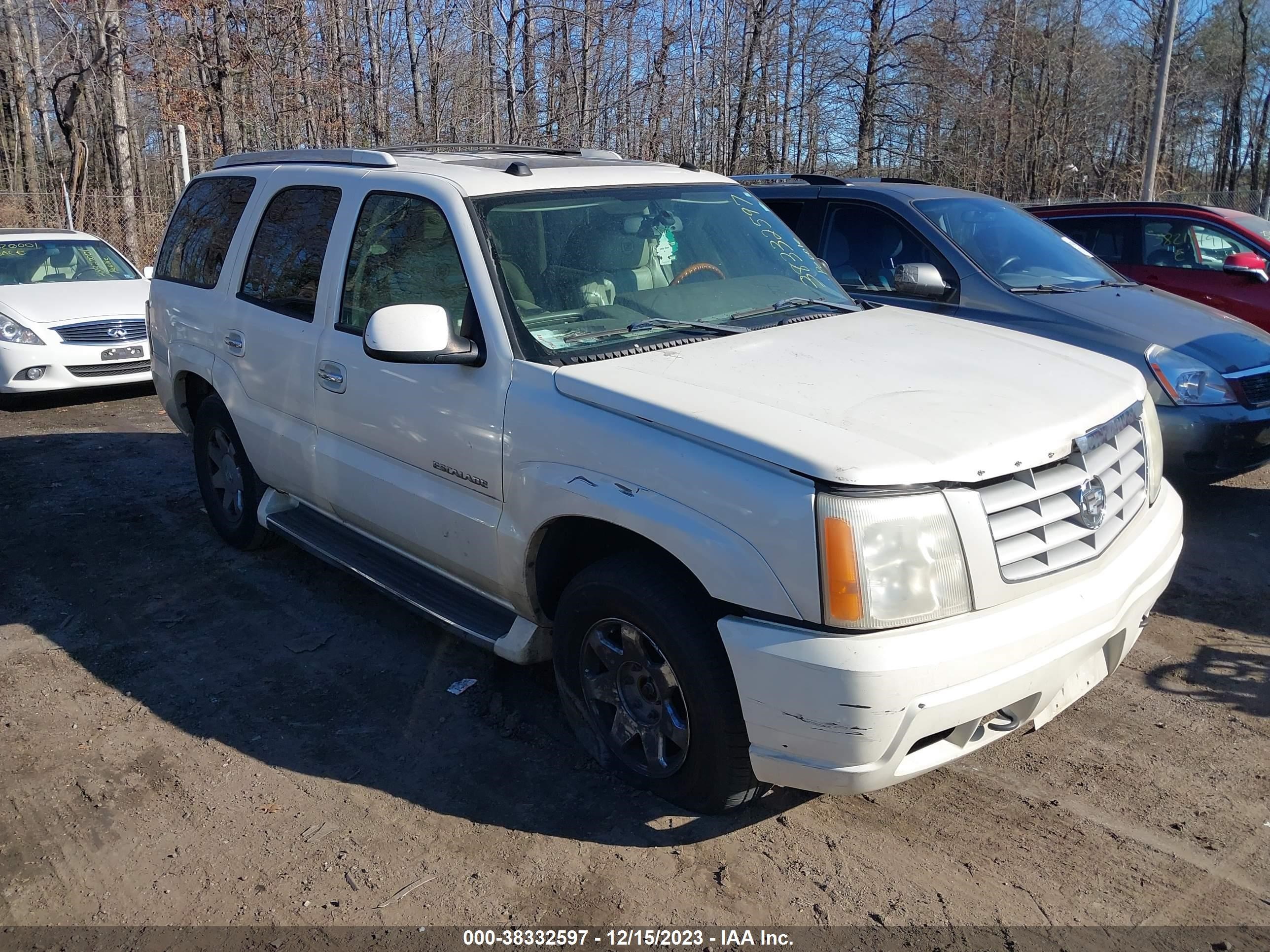 cadillac escalade 2004 1gyek63n04r217554