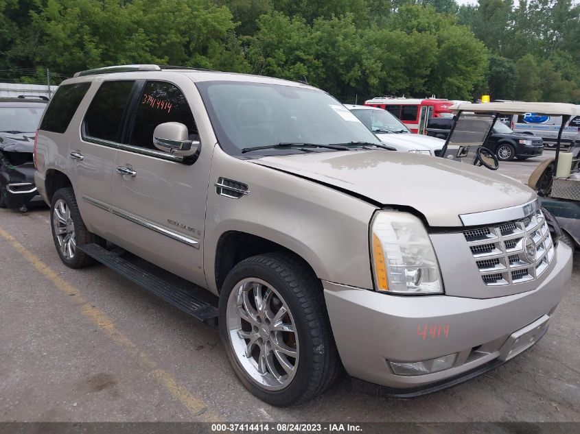 cadillac escalade 2007 1gyfk63827r349475