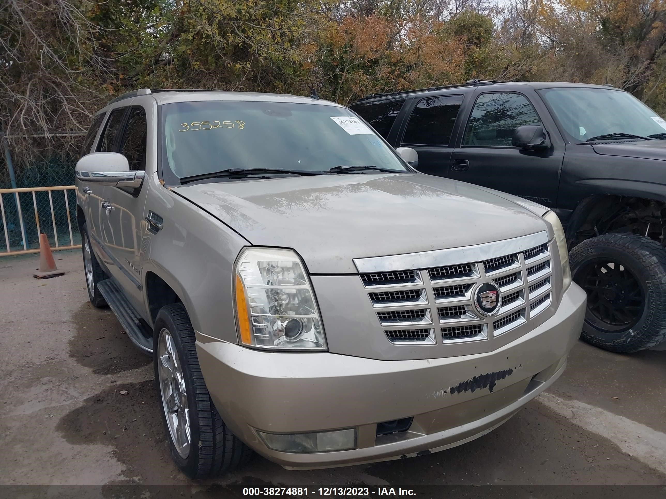 cadillac escalade 2007 1gyfk63827r355258