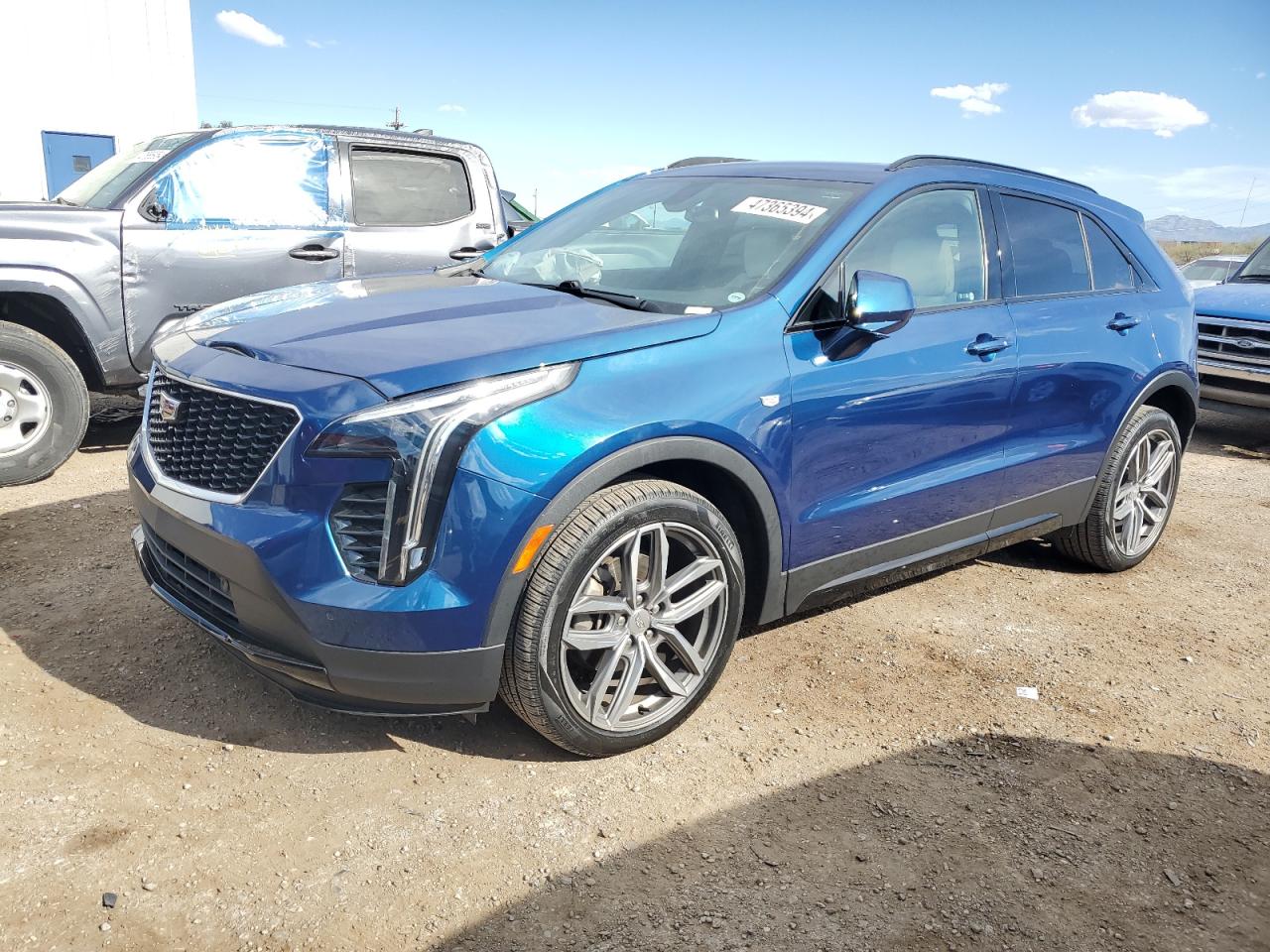 cadillac xt4 2019 1gyfzer46kf149820