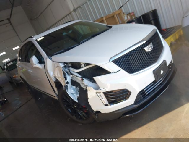 cadillac xt5 2022 1gykngrs0nz161517