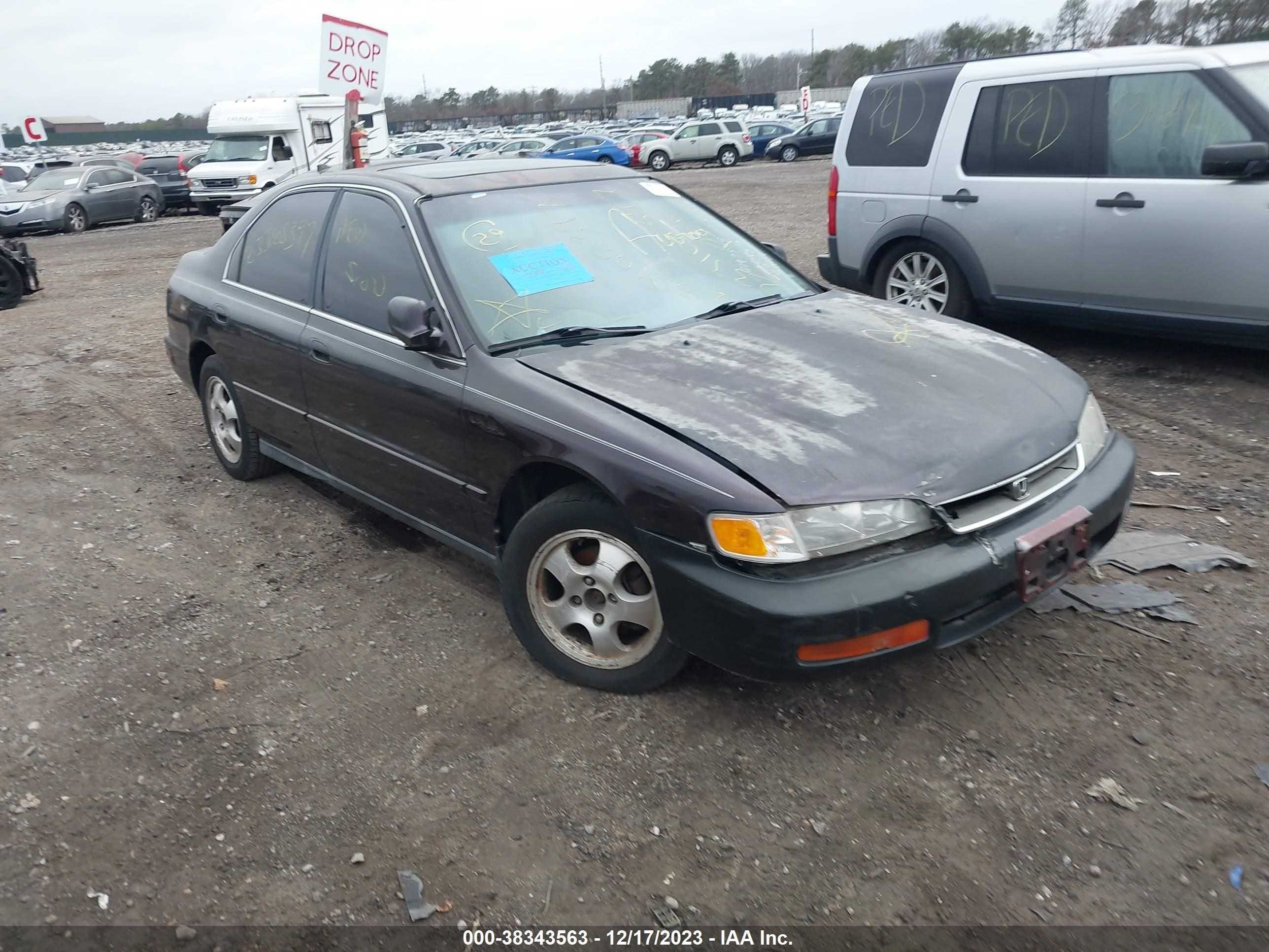 honda accord 1997 1hgcd5602va154427