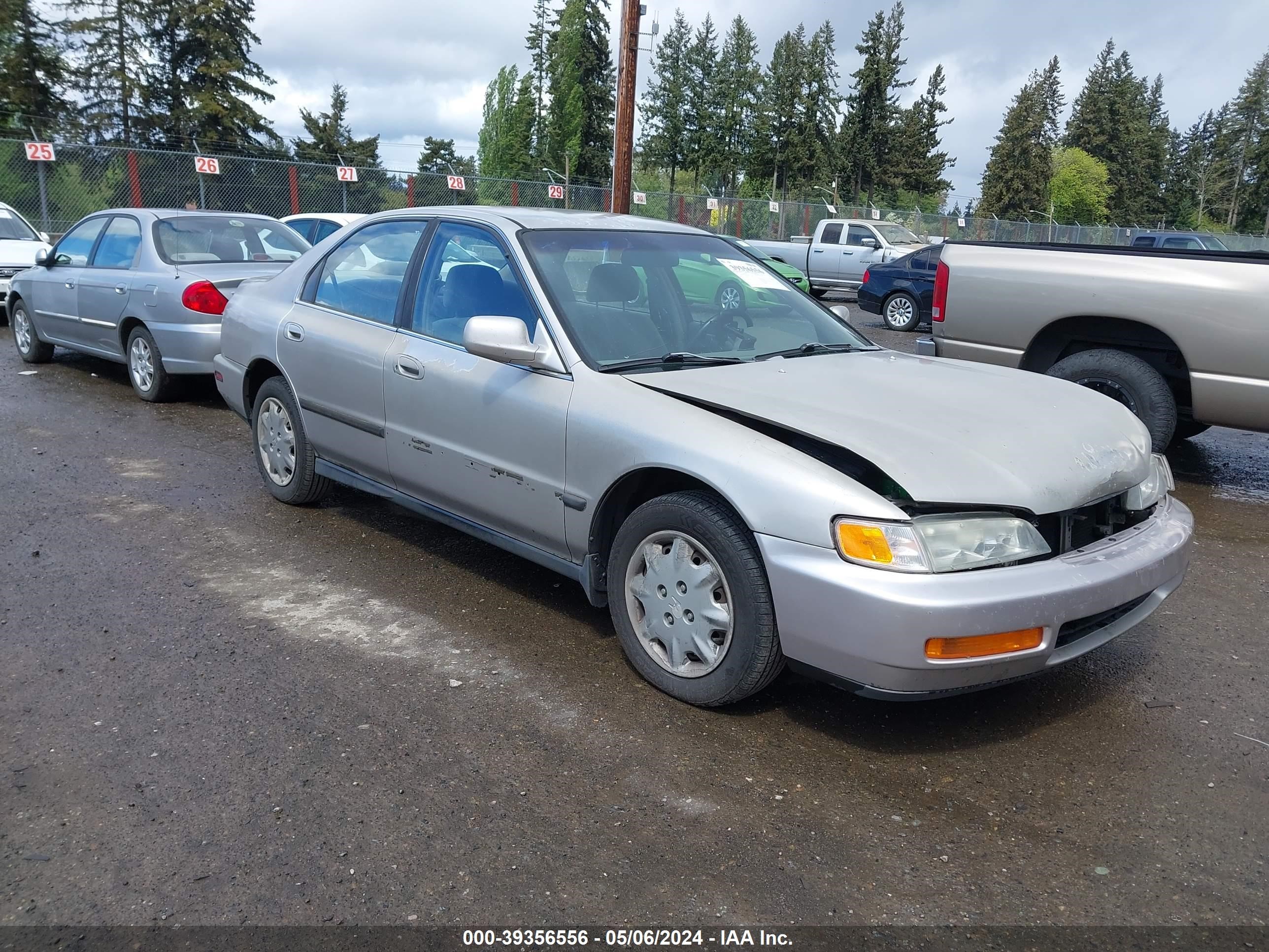 honda accord 1997 1hgcd5638va261749