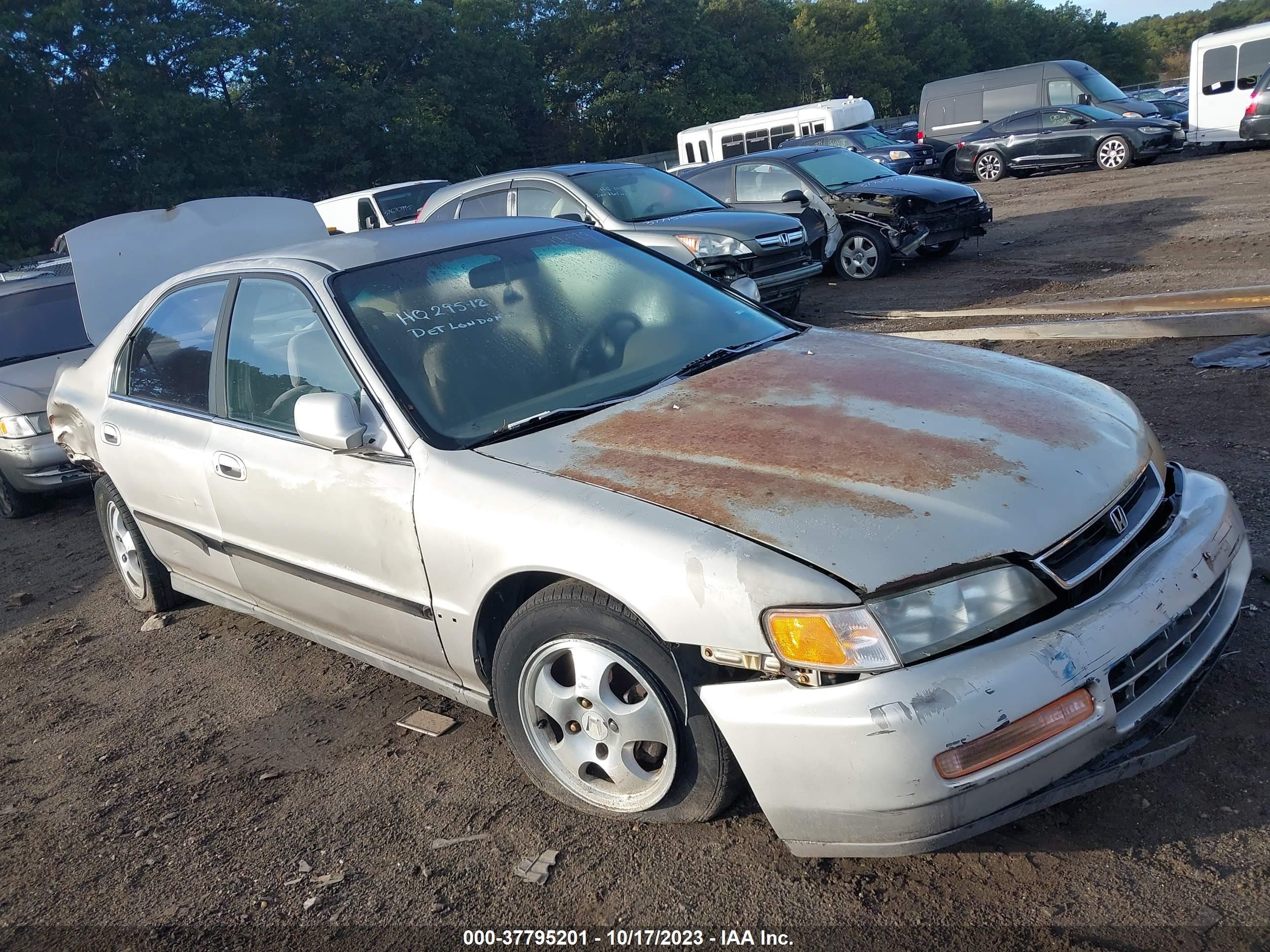 honda accord 1997 1hgcd5638va273299