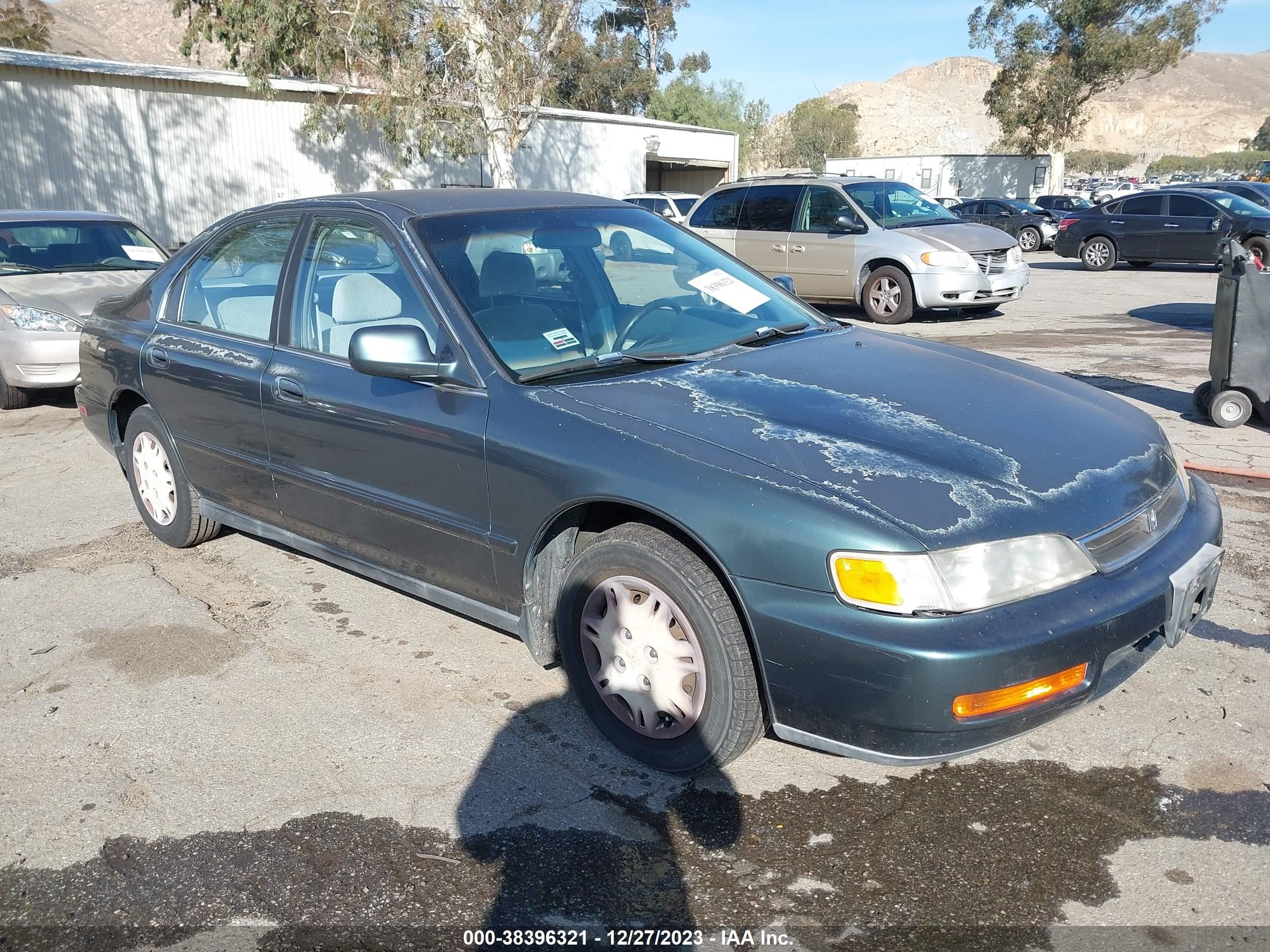 honda accord 1996 1hgcd5695ta272435