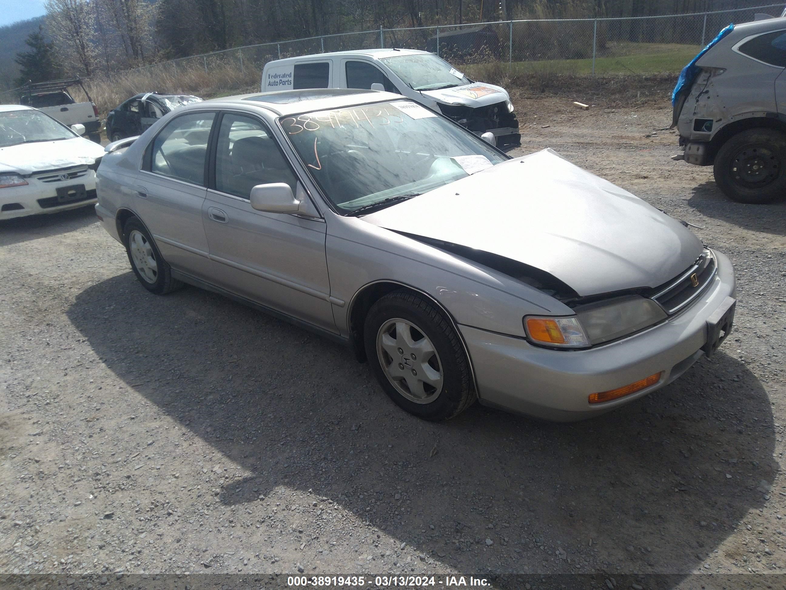 honda accord 1997 1hgce667xva004596