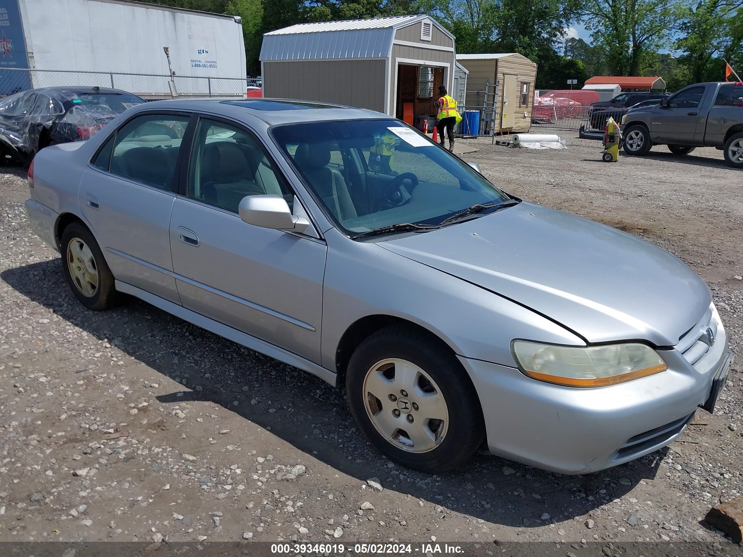 honda accord 2002 1hgcg16522a039477