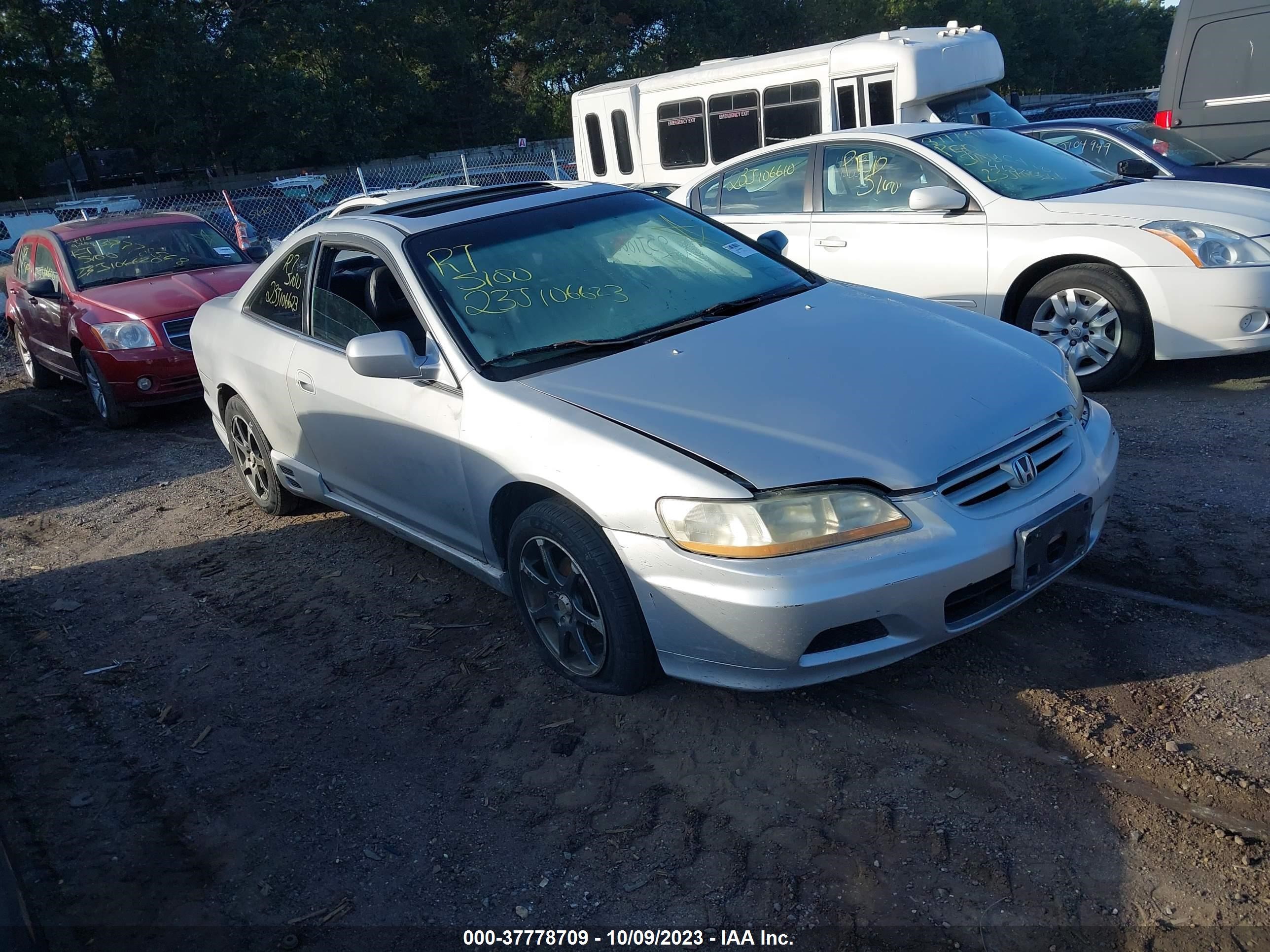 honda accord 2001 1hgcg32721a014841