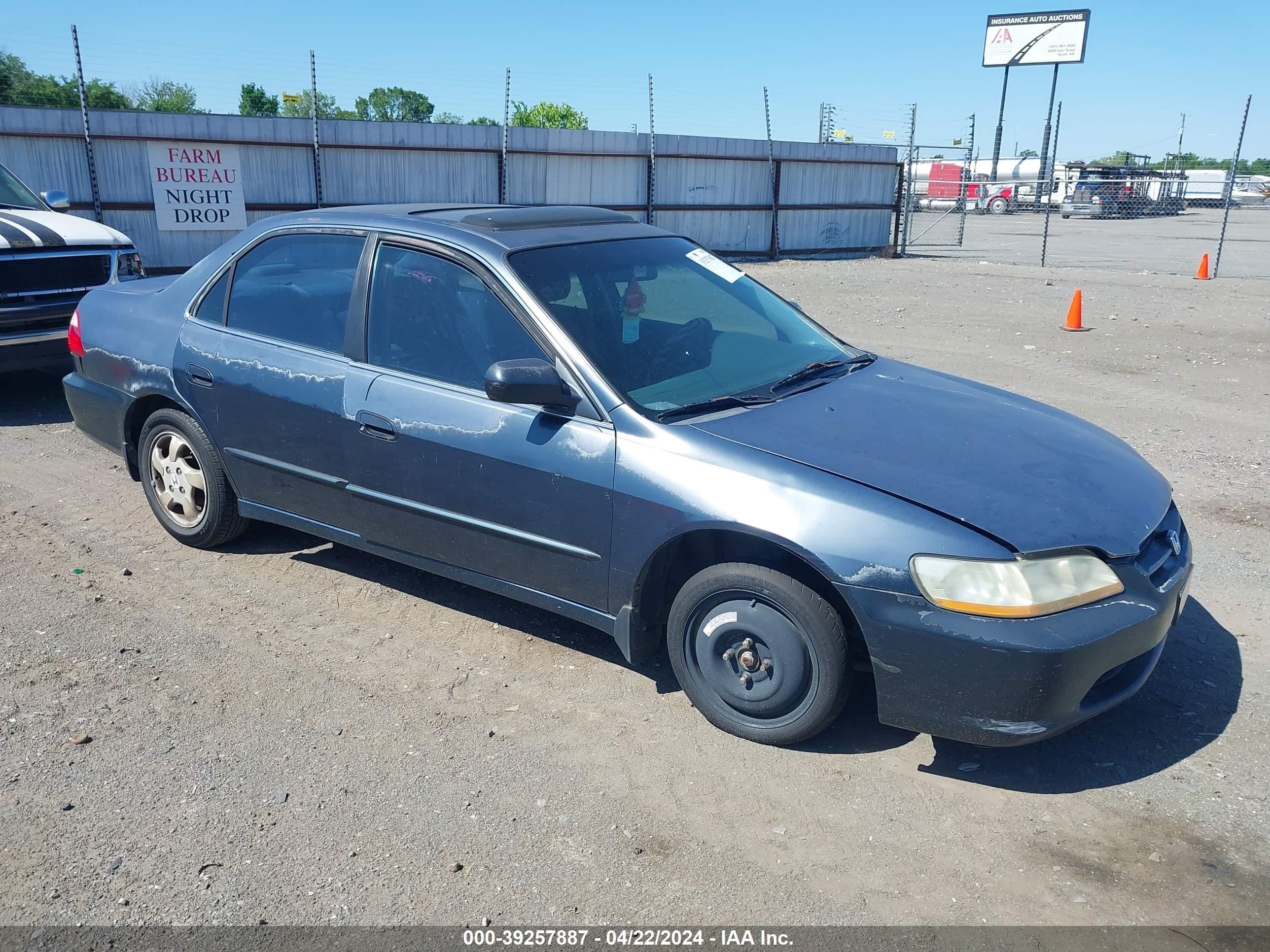 honda accord 1998 1hgcg5650wa019743