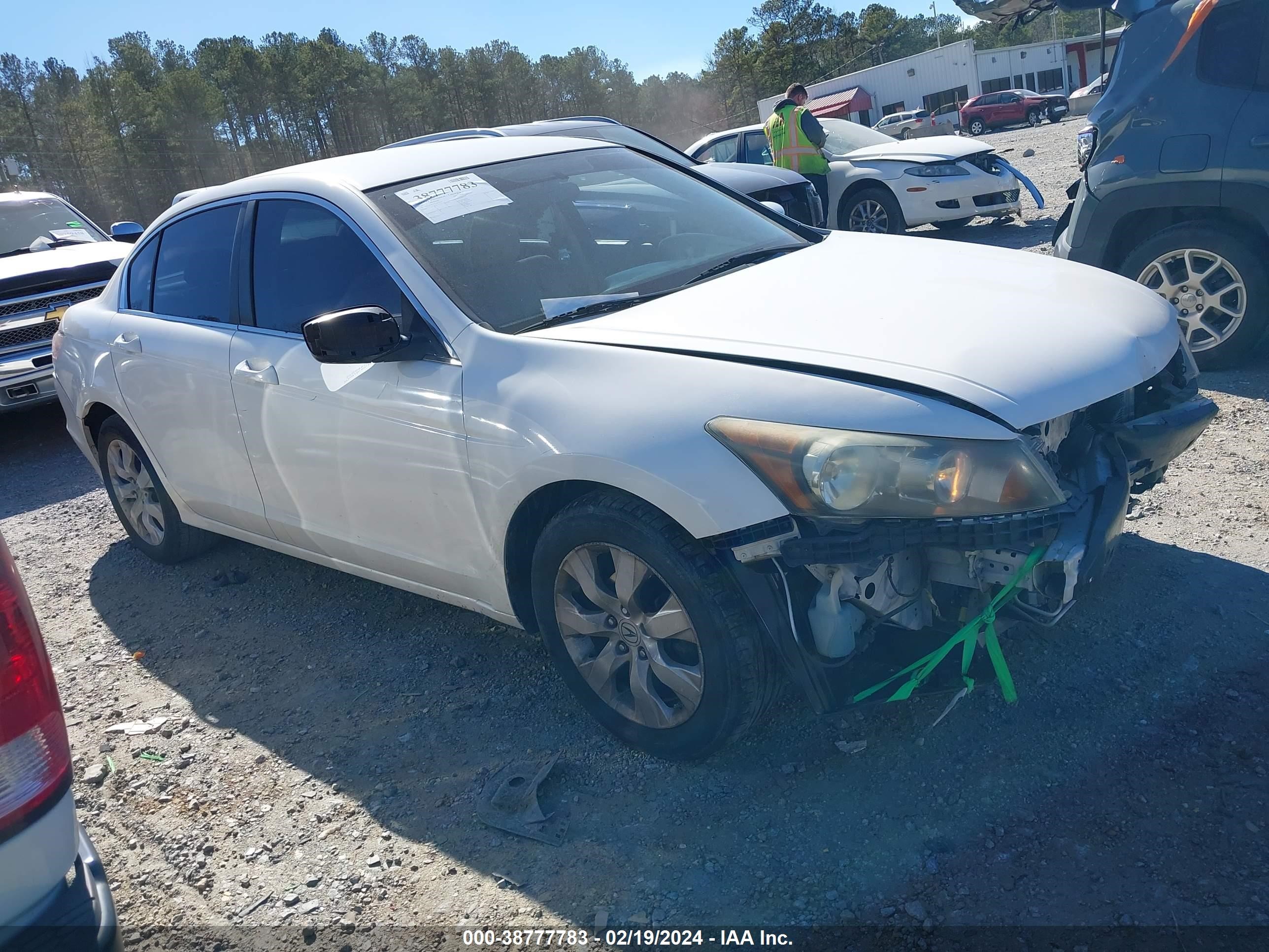 honda accord 2010 1hgcp2f33aa070319