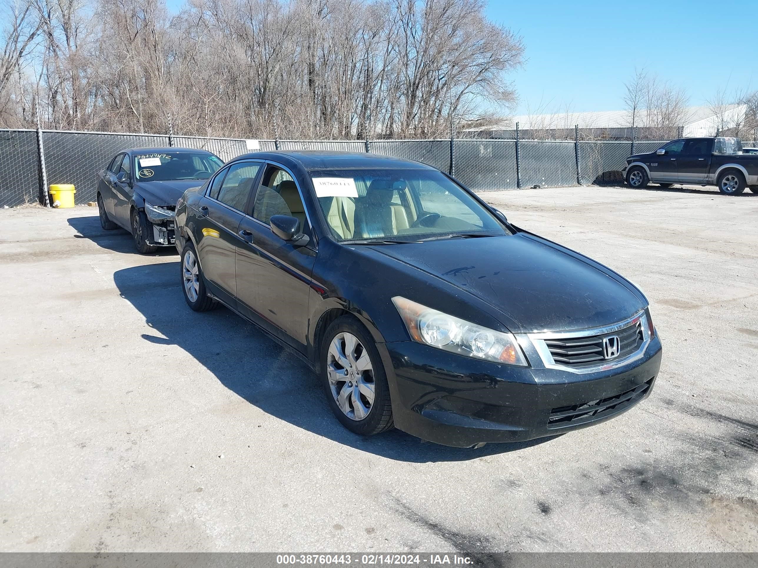 honda accord 2010 1hgcp2f8xaa136652