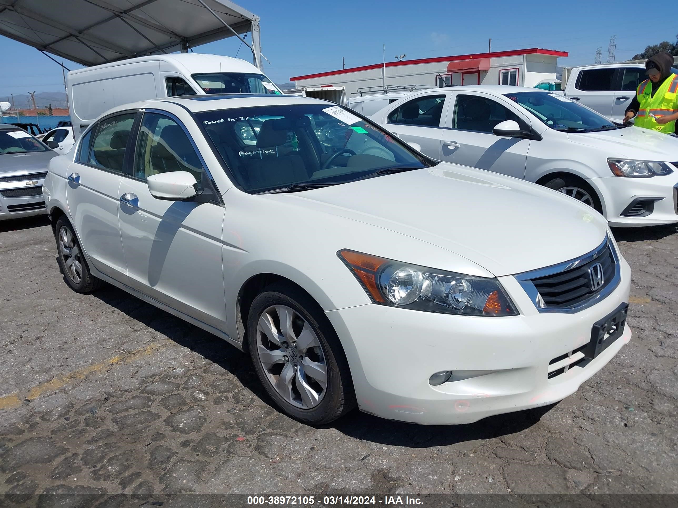 honda accord 2010 1hgcp3f85aa021205