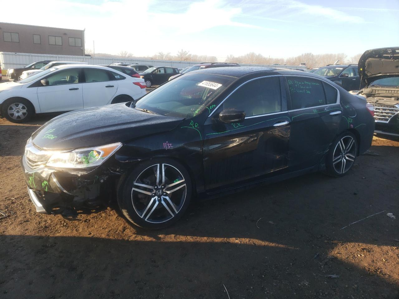 honda accord 2017 1hgcr2f12ha266058