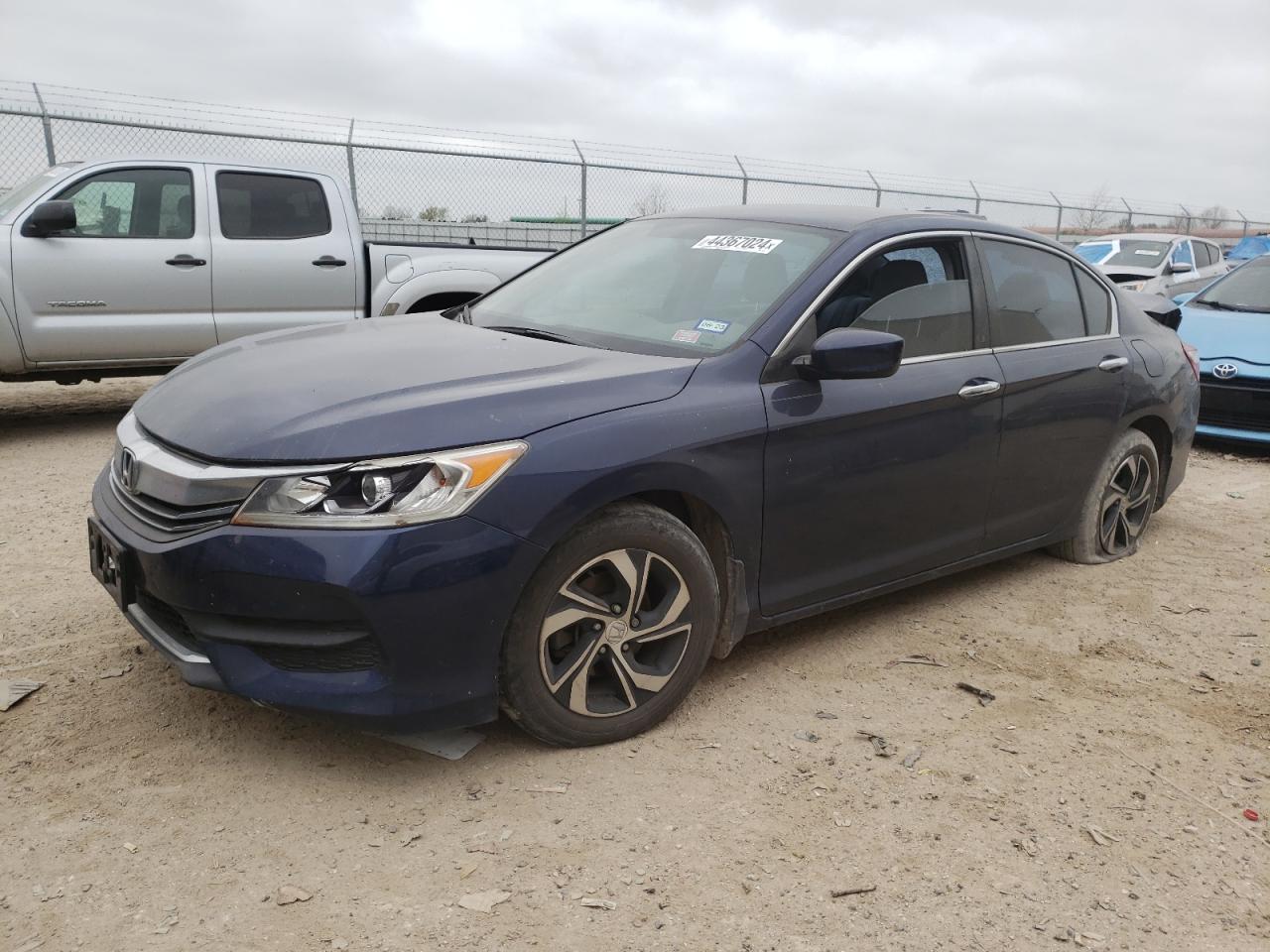 honda accord 2017 1hgcr2f34ha186360