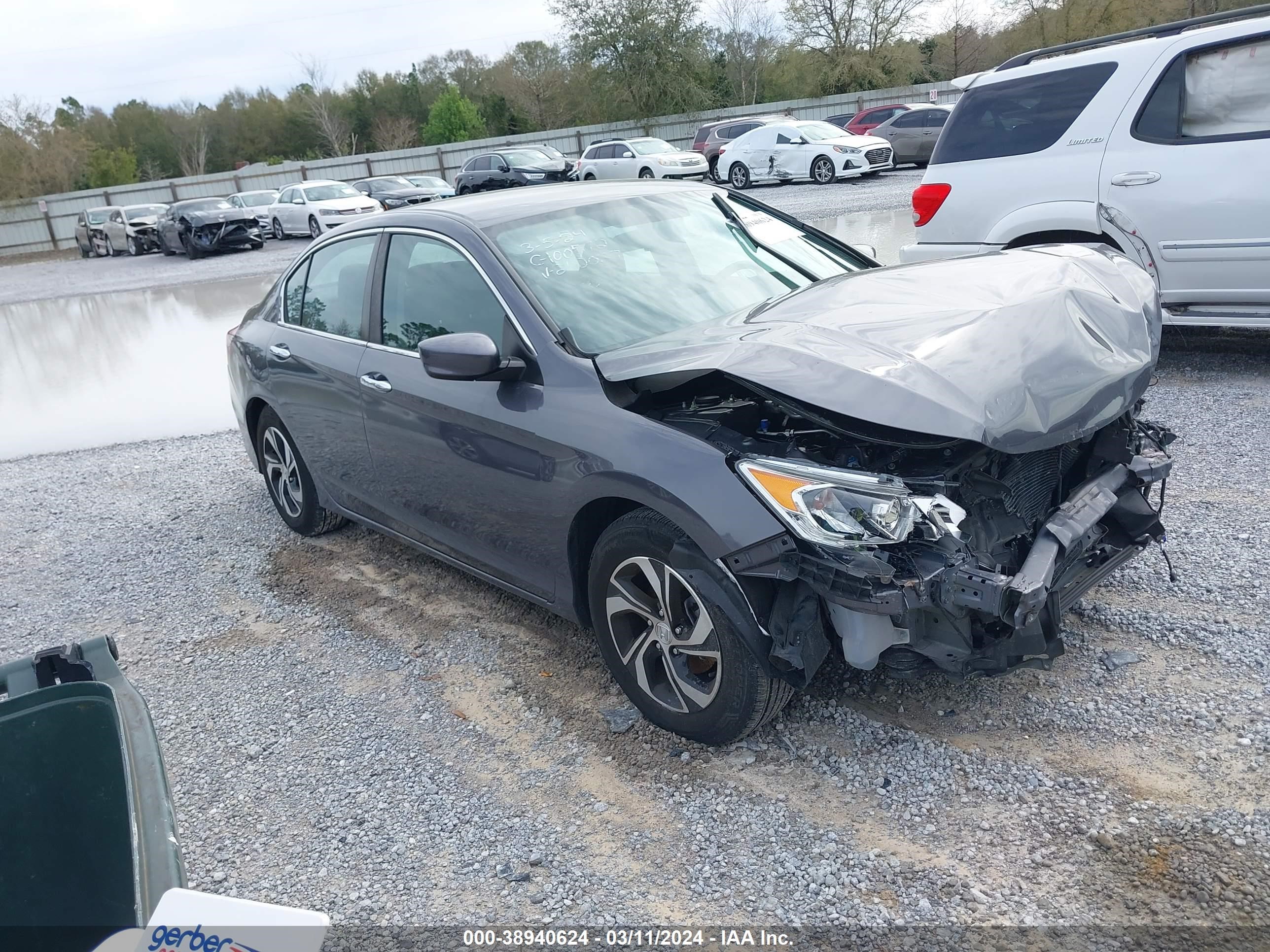 honda accord 2017 1hgcr2f35ha262037