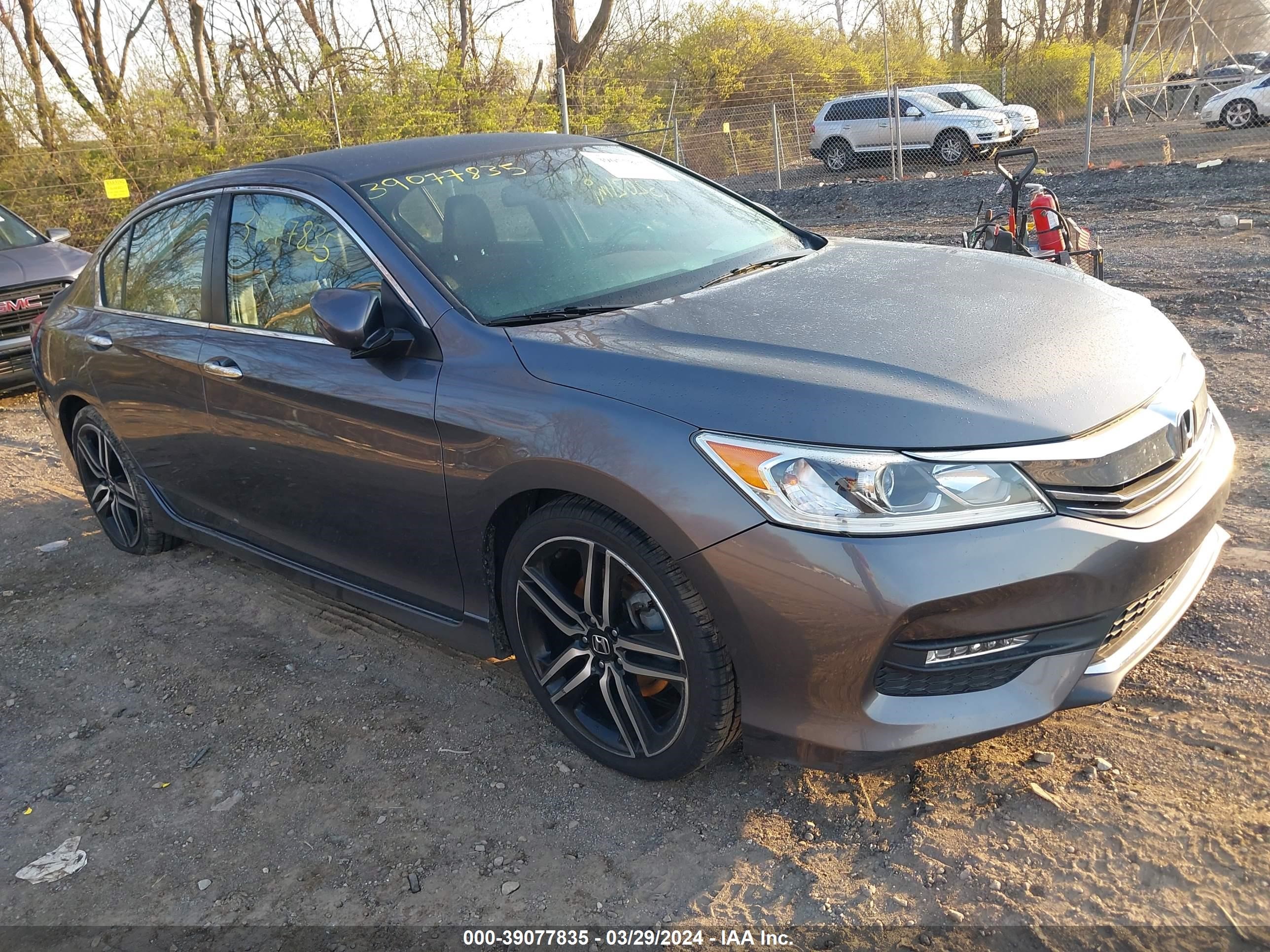 honda accord 2017 1hgcr2f50ha256941