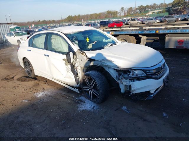 honda accord 2017 1hgcr2f52ha196130