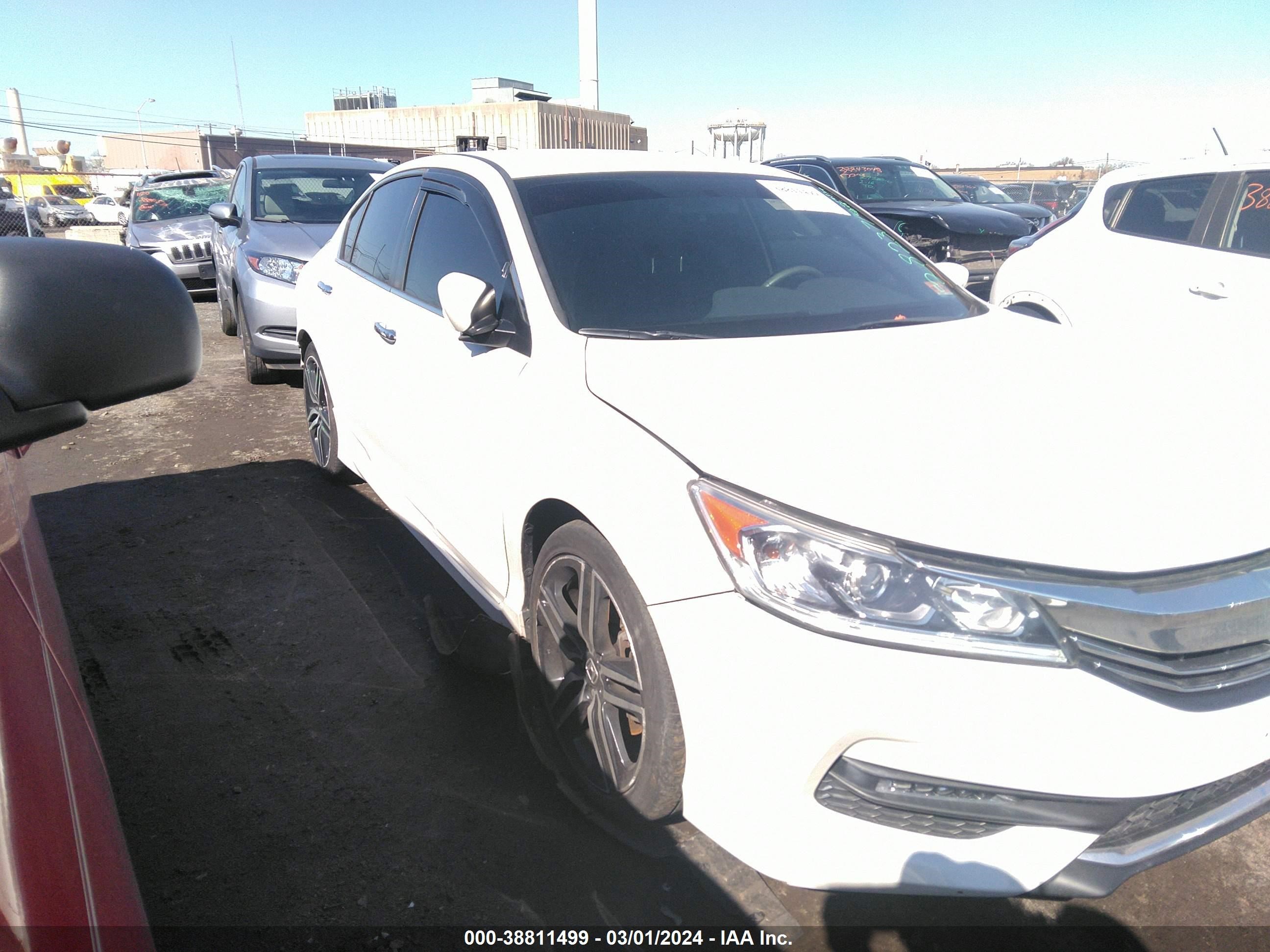 honda accord 2017 1hgcr2f56ha285294