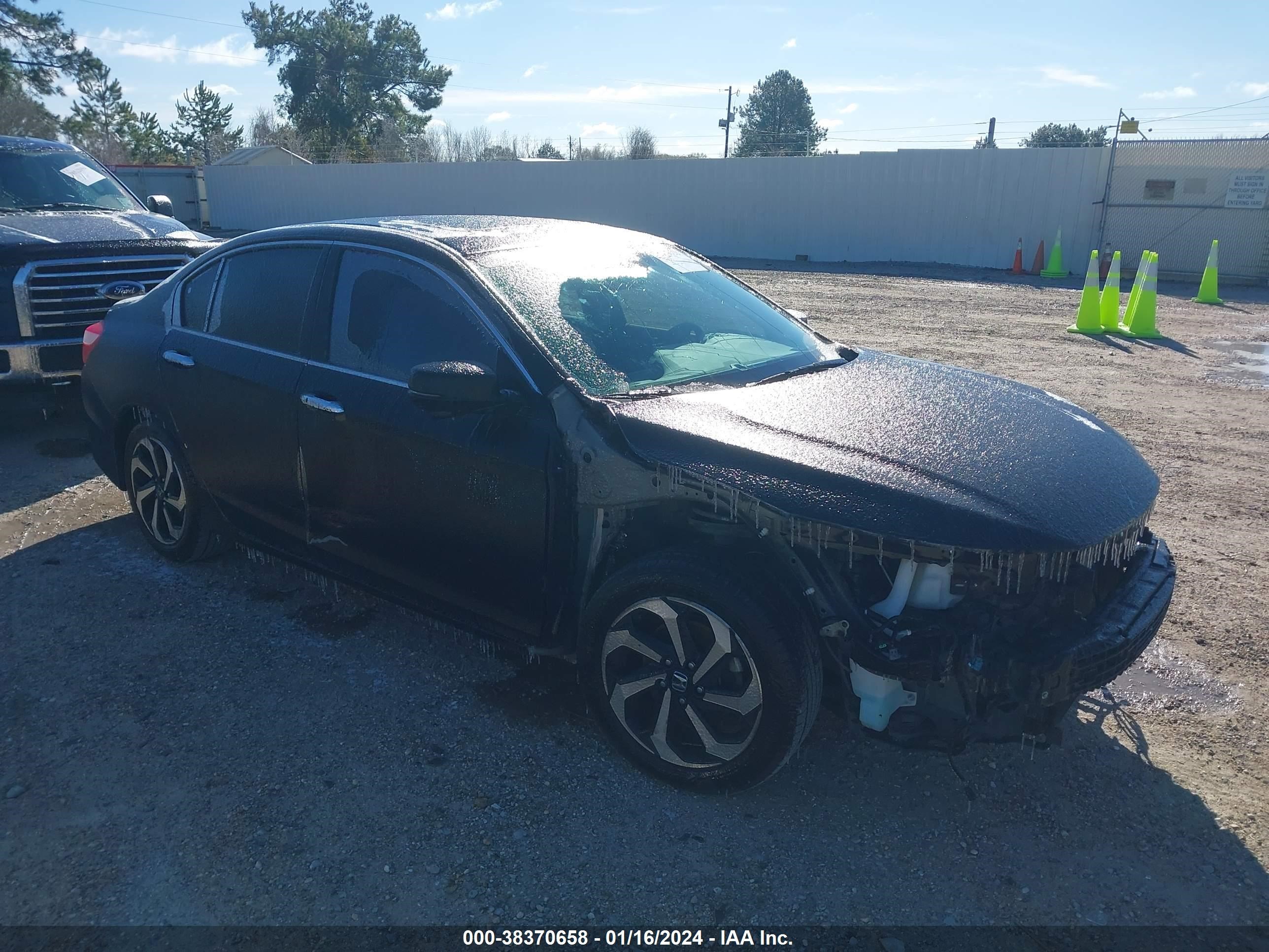 honda accord 2017 1hgcr2f77ha295012