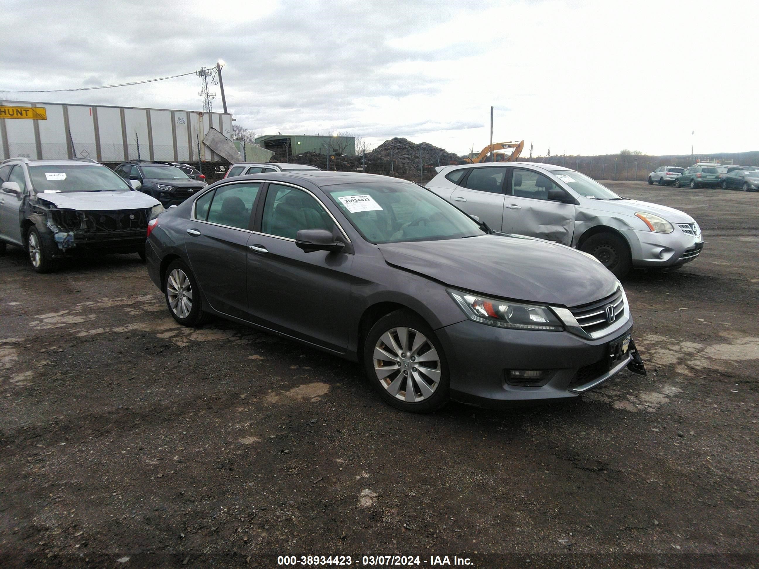 honda accord 2015 1hgcr2f87fa225306