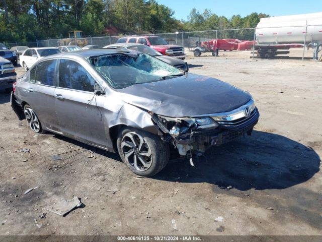 honda accord 2017 1hgcr2f88ha056111