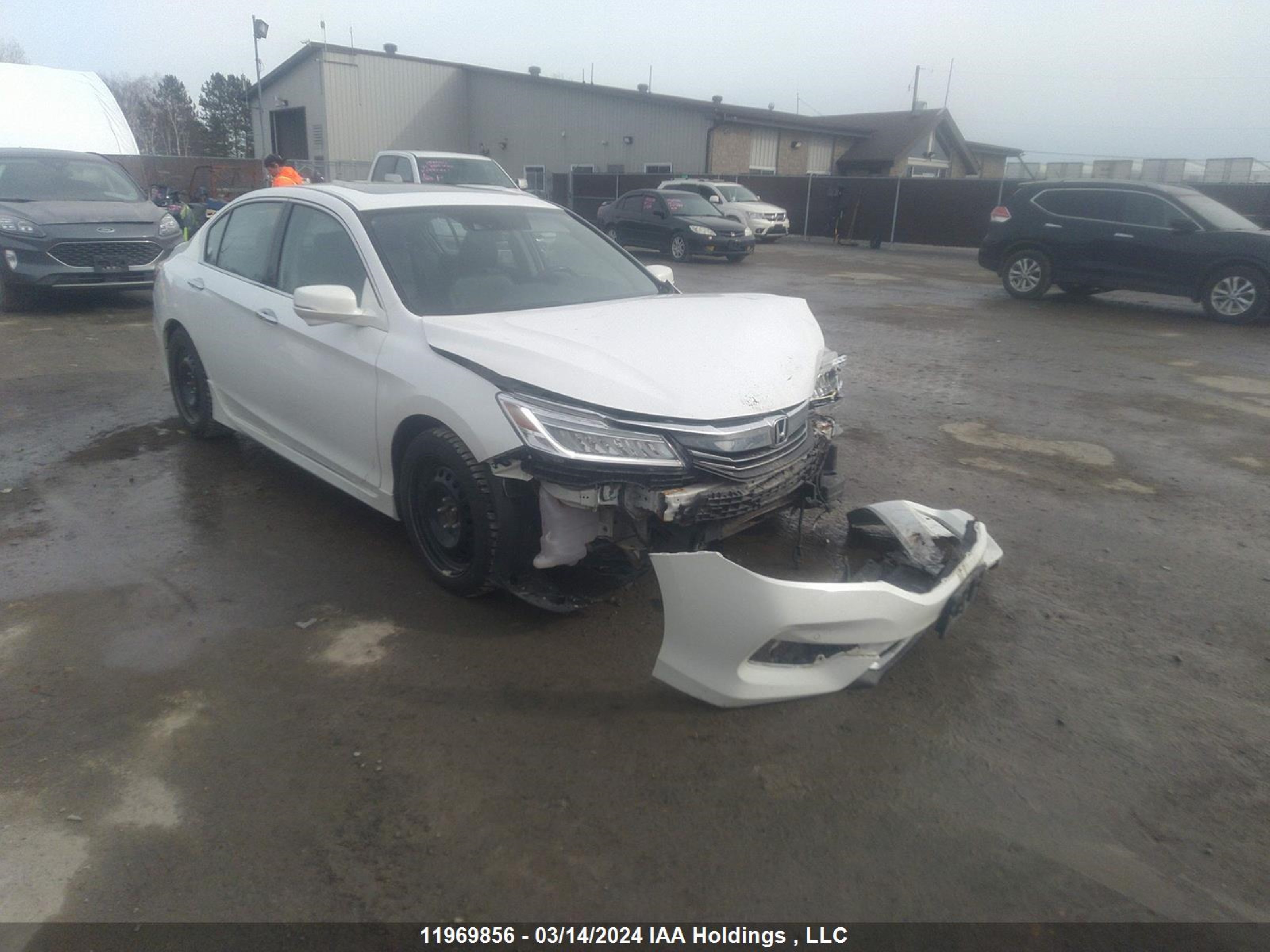 honda accord 2017 1hgcr3f90ha800119