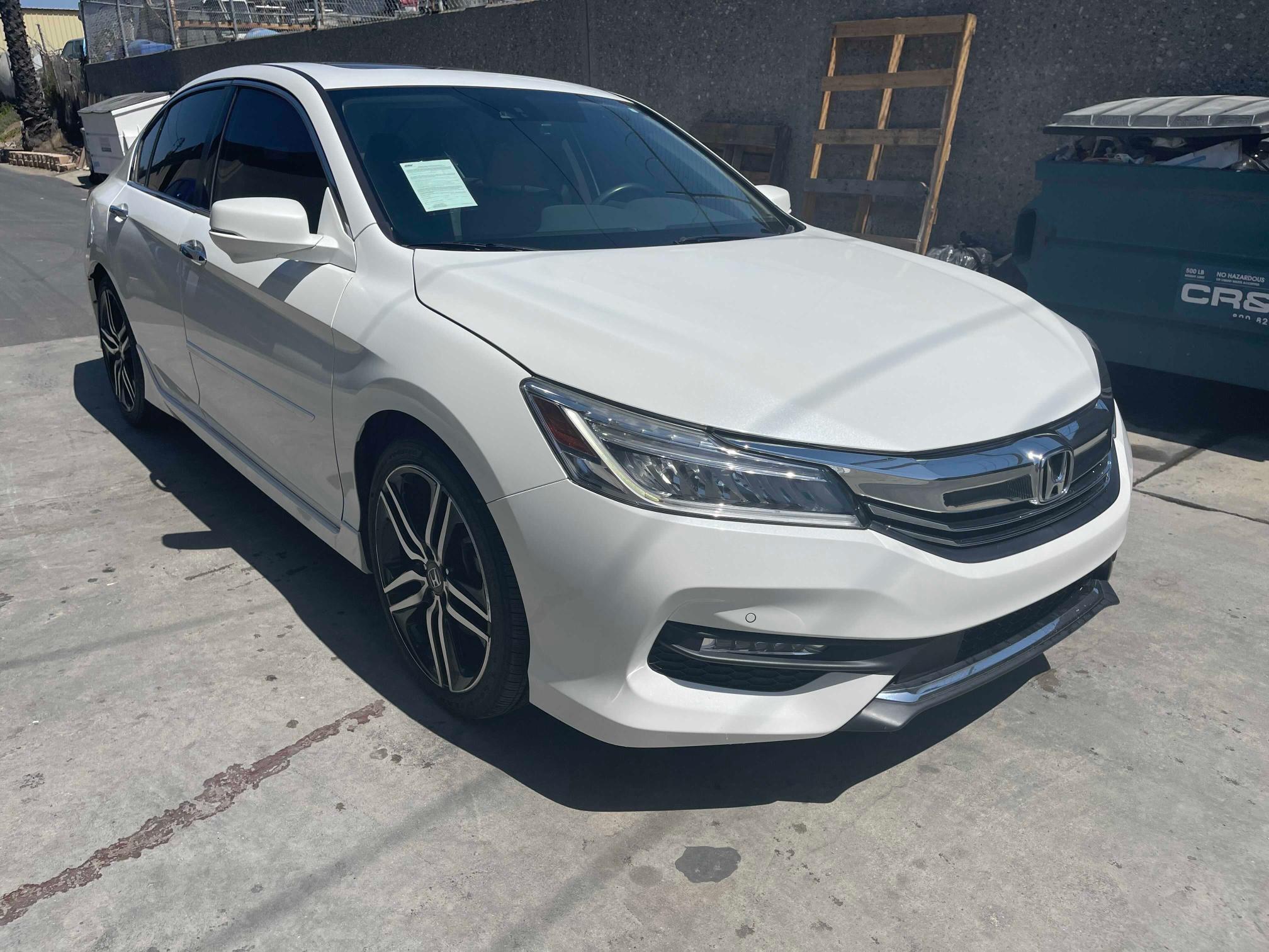 honda accord tou 2016 1hgcr3f95ga006943