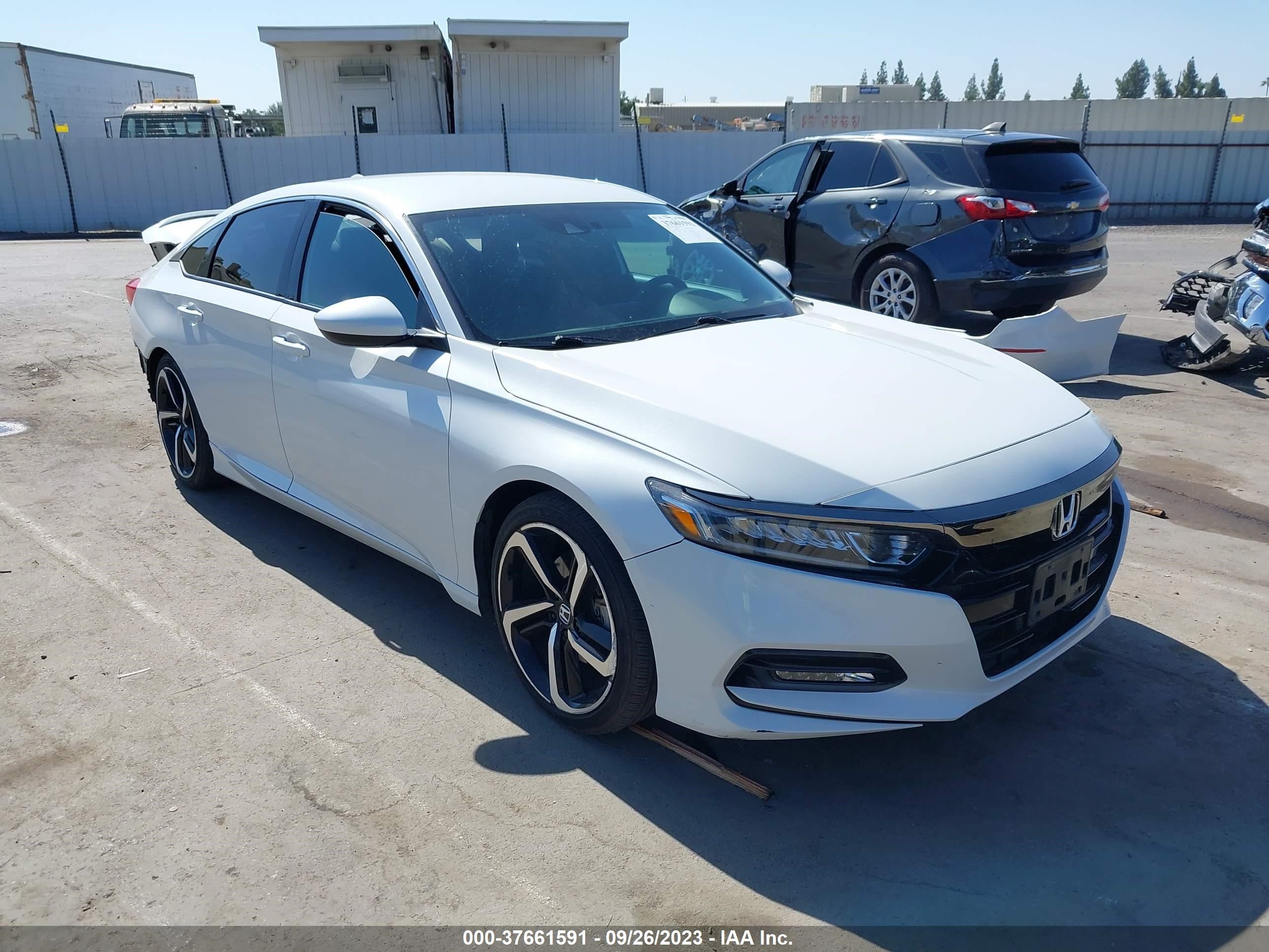 honda accord 2018 1hgcv1f3xja161748