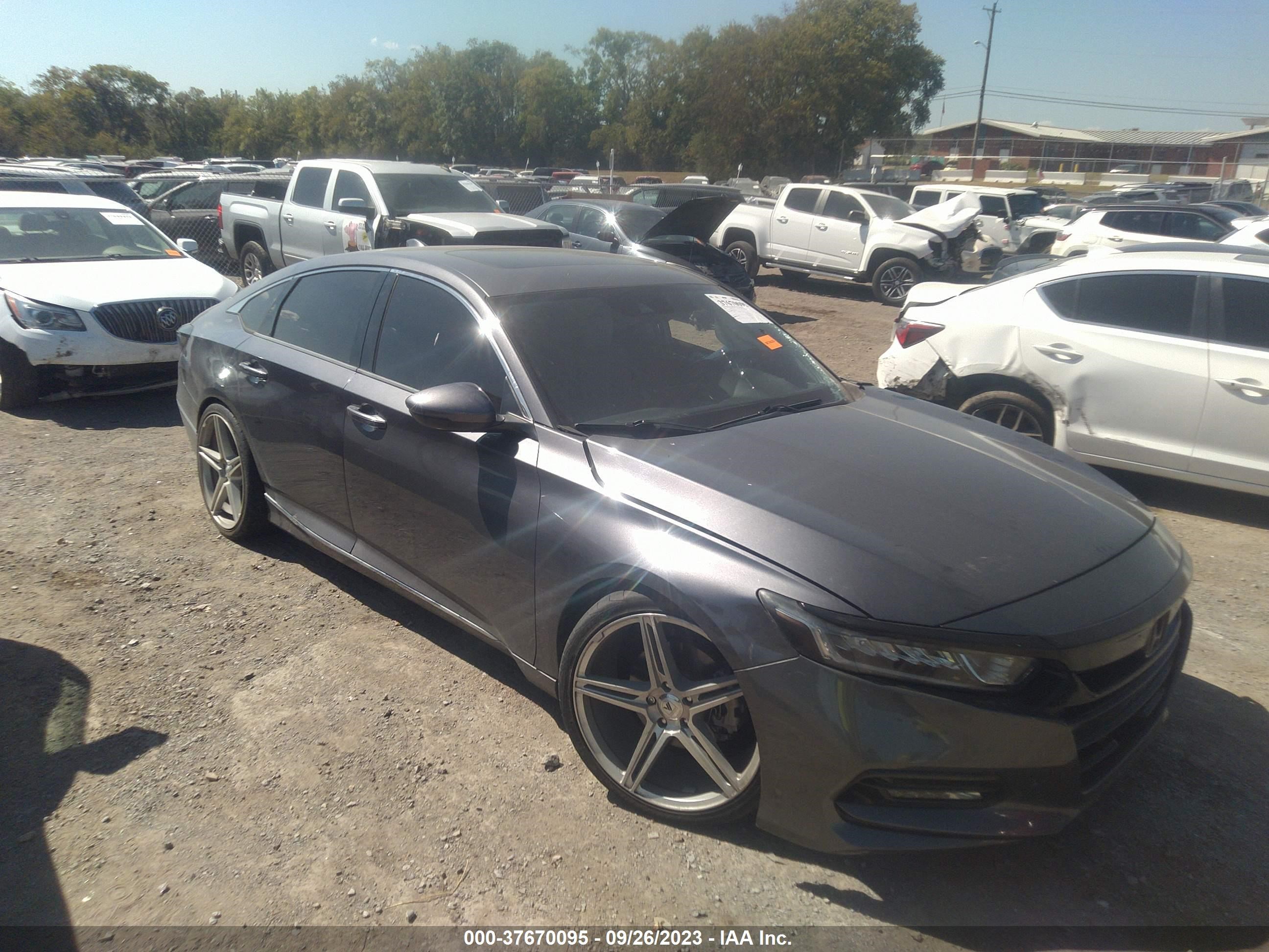 honda accord 2018 1hgcv2f53ja024156