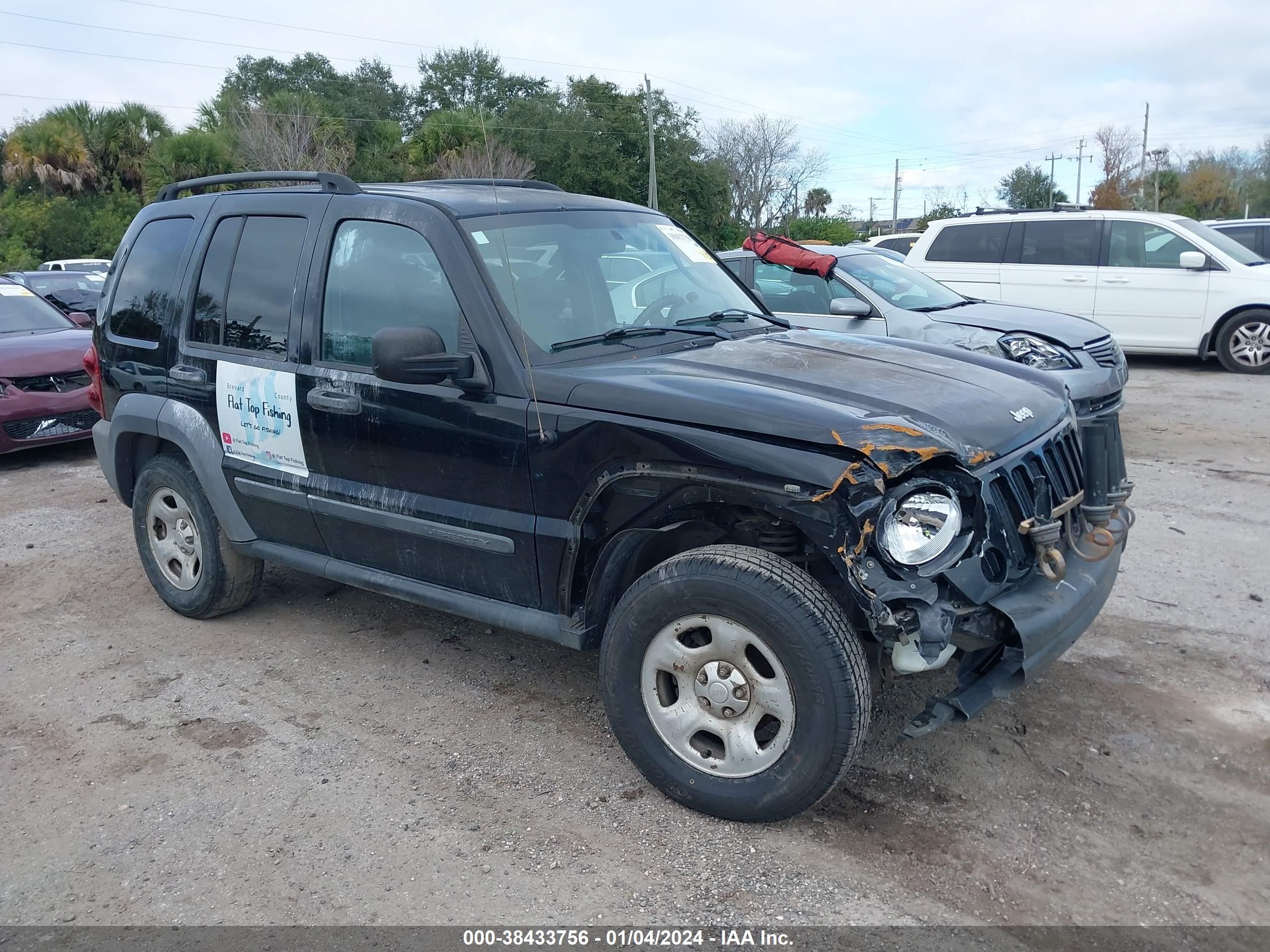 jeep liberty (north america) 2007 1j4gl48k17w645969